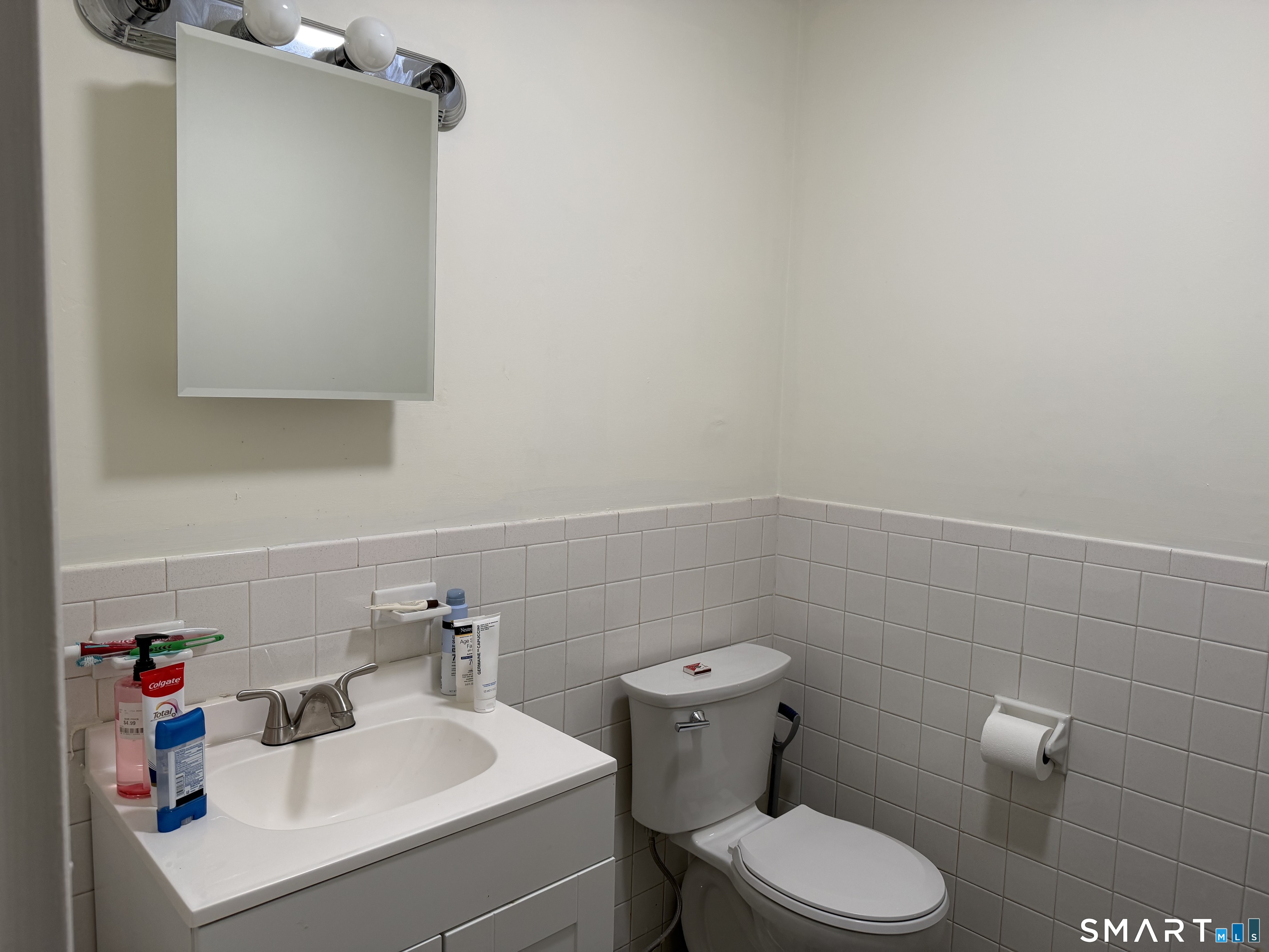 308 Meadowside 312 Road Property Photo 9