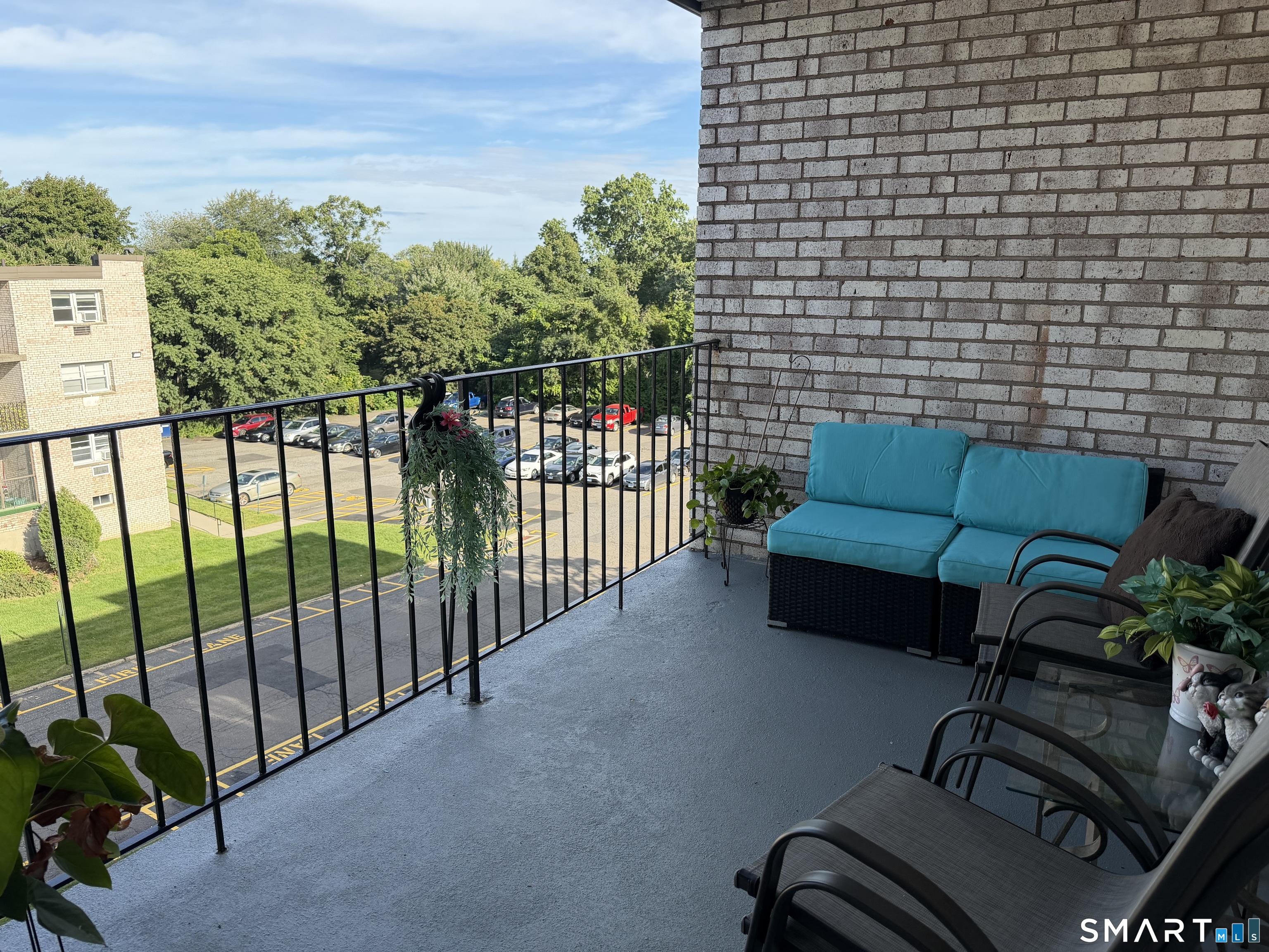 308 Meadowside 312 Road Property Photo 14