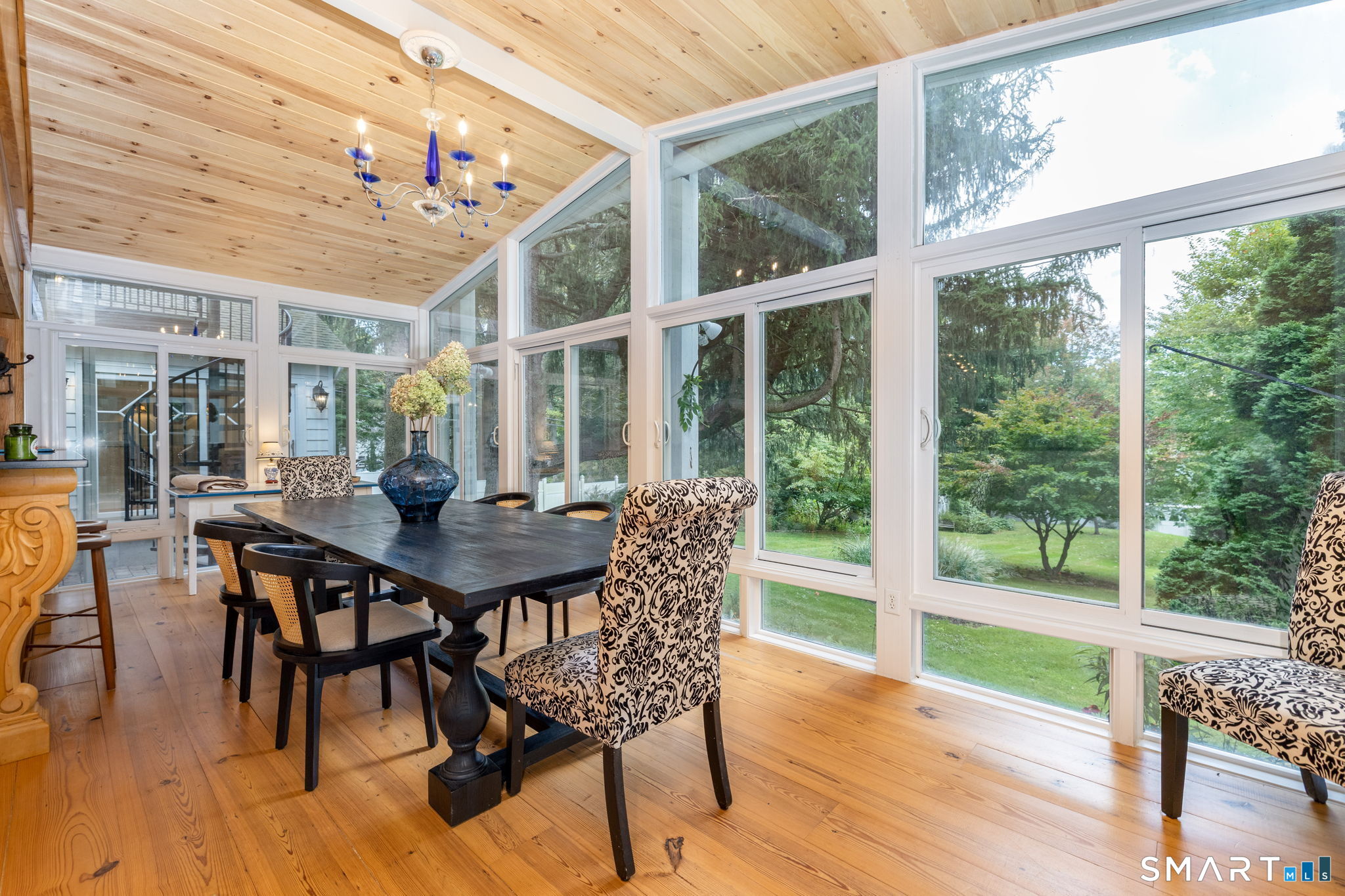 695 Spindle Hill Road Property Photo 11