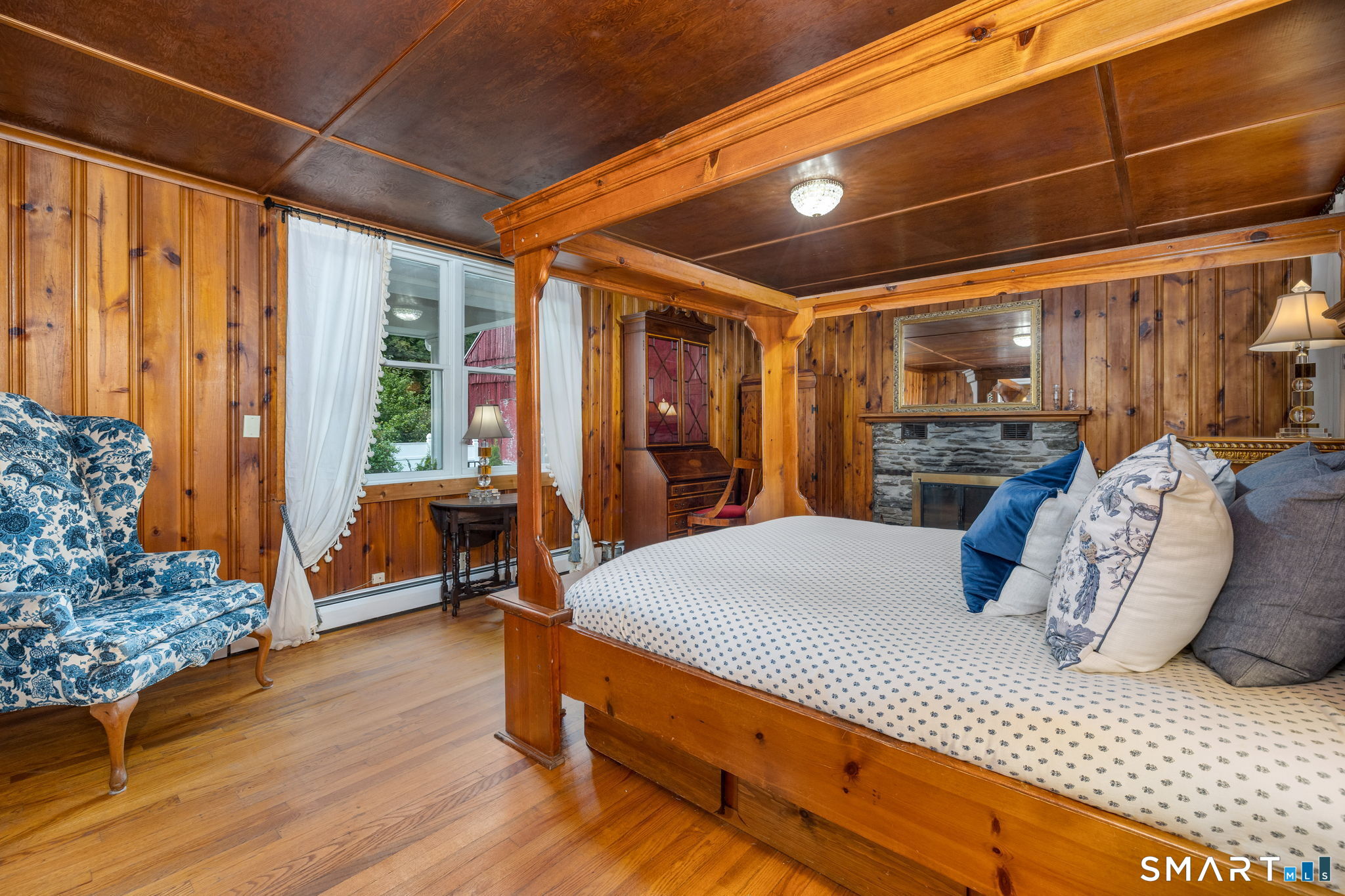 695 Spindle Hill Road Property Photo 14