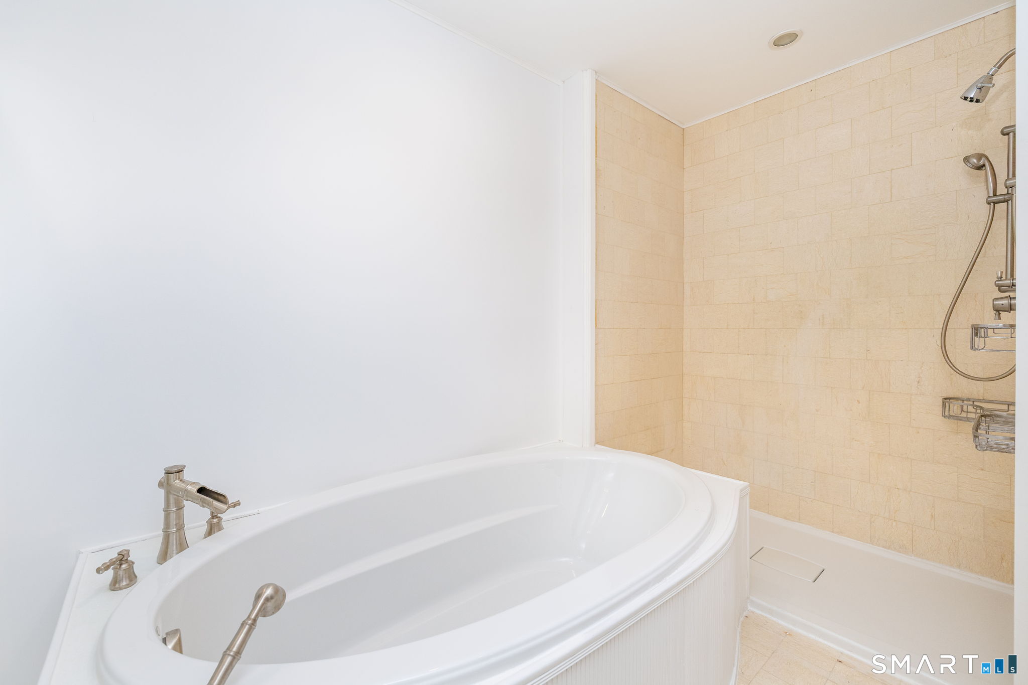 695 Spindle Hill Road Property Photo 25
