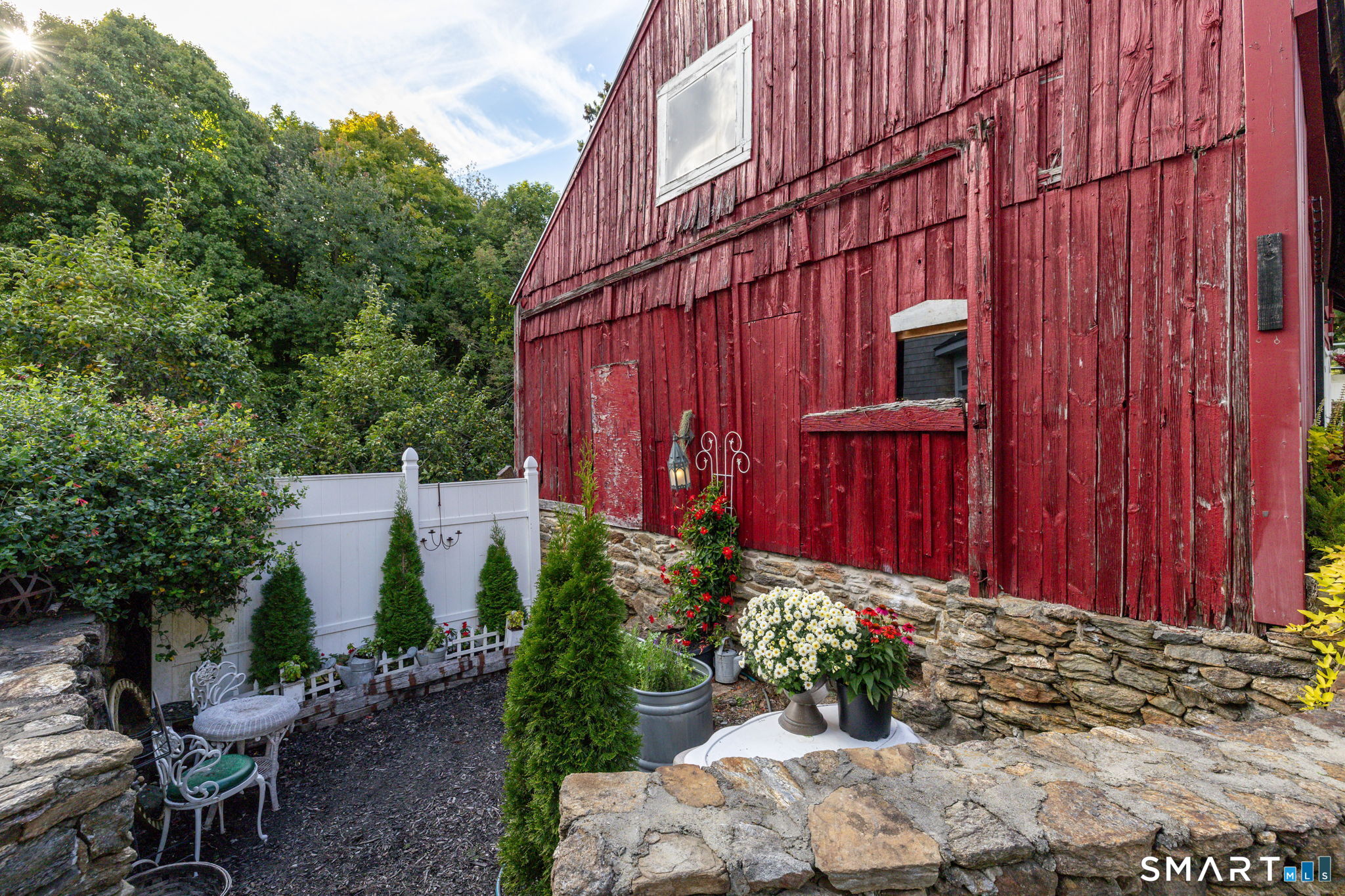 695 Spindle Hill Road Property Photo 34