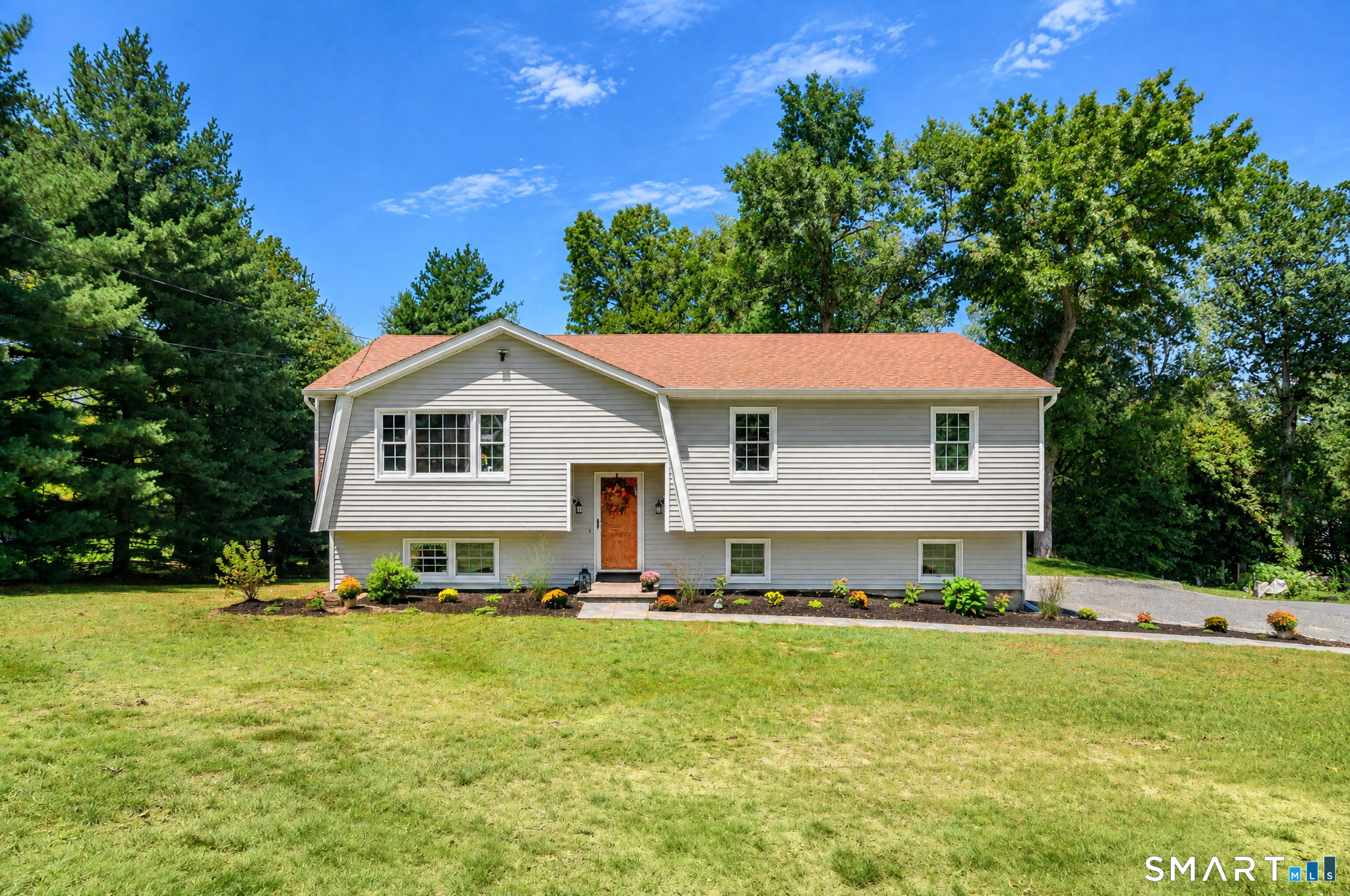8 Payne Road Property Photo 1