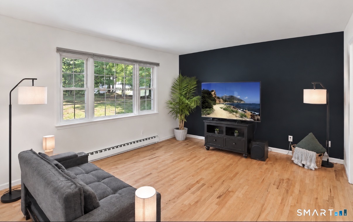 8 Payne Road Property Photo 5