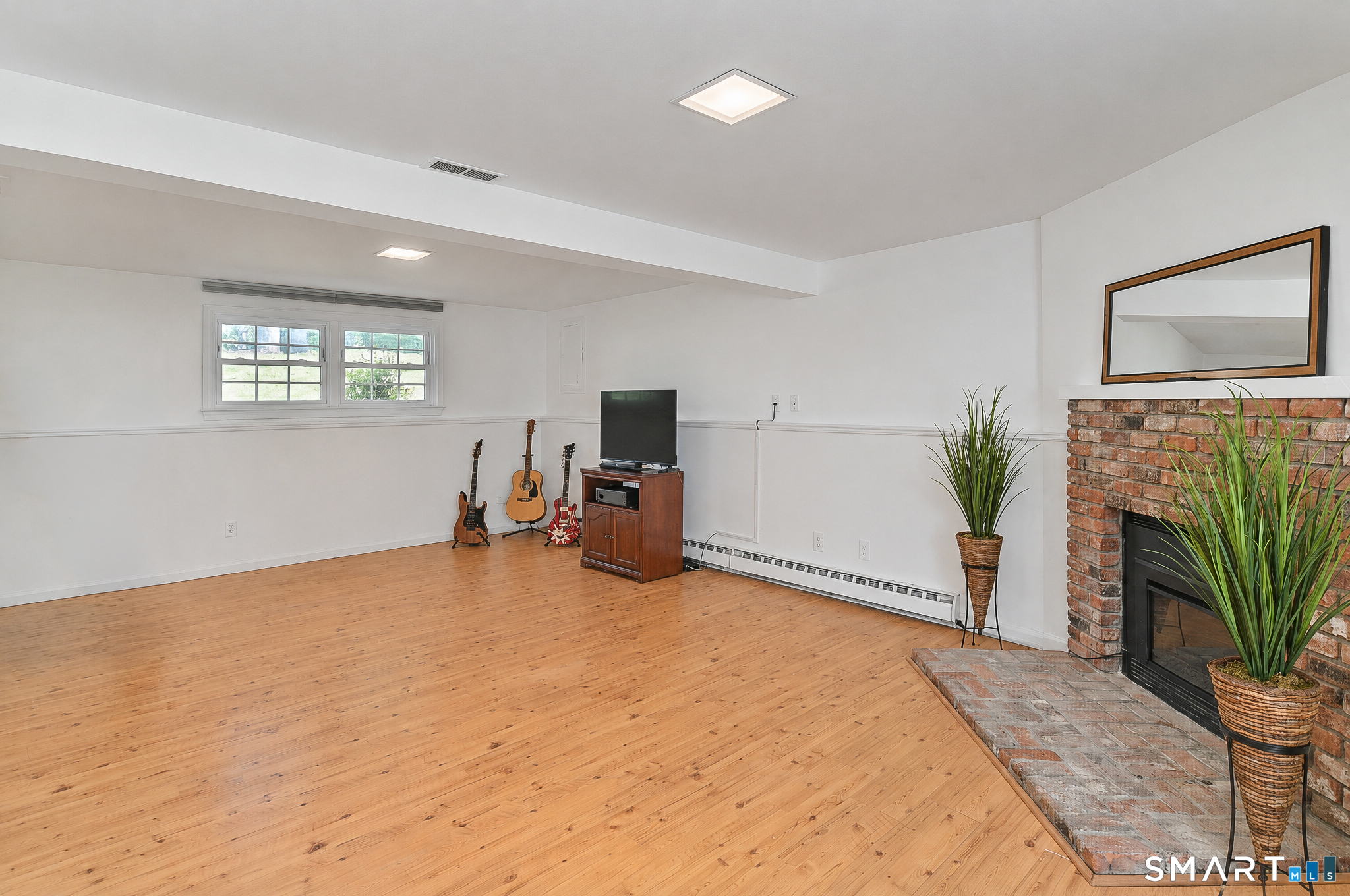 8 Payne Road Property Photo 27