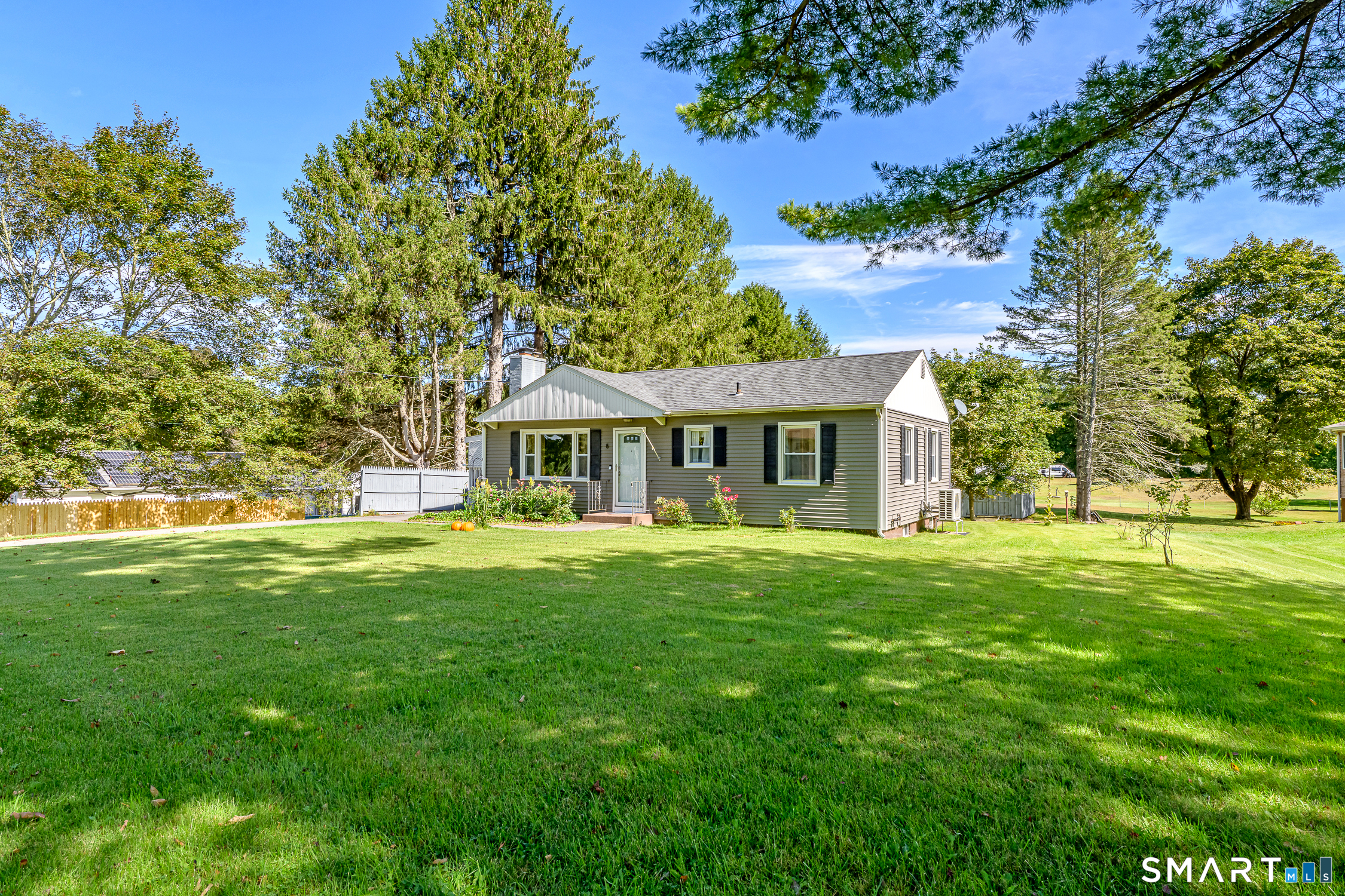 8 Gendron Road Property Photo 1