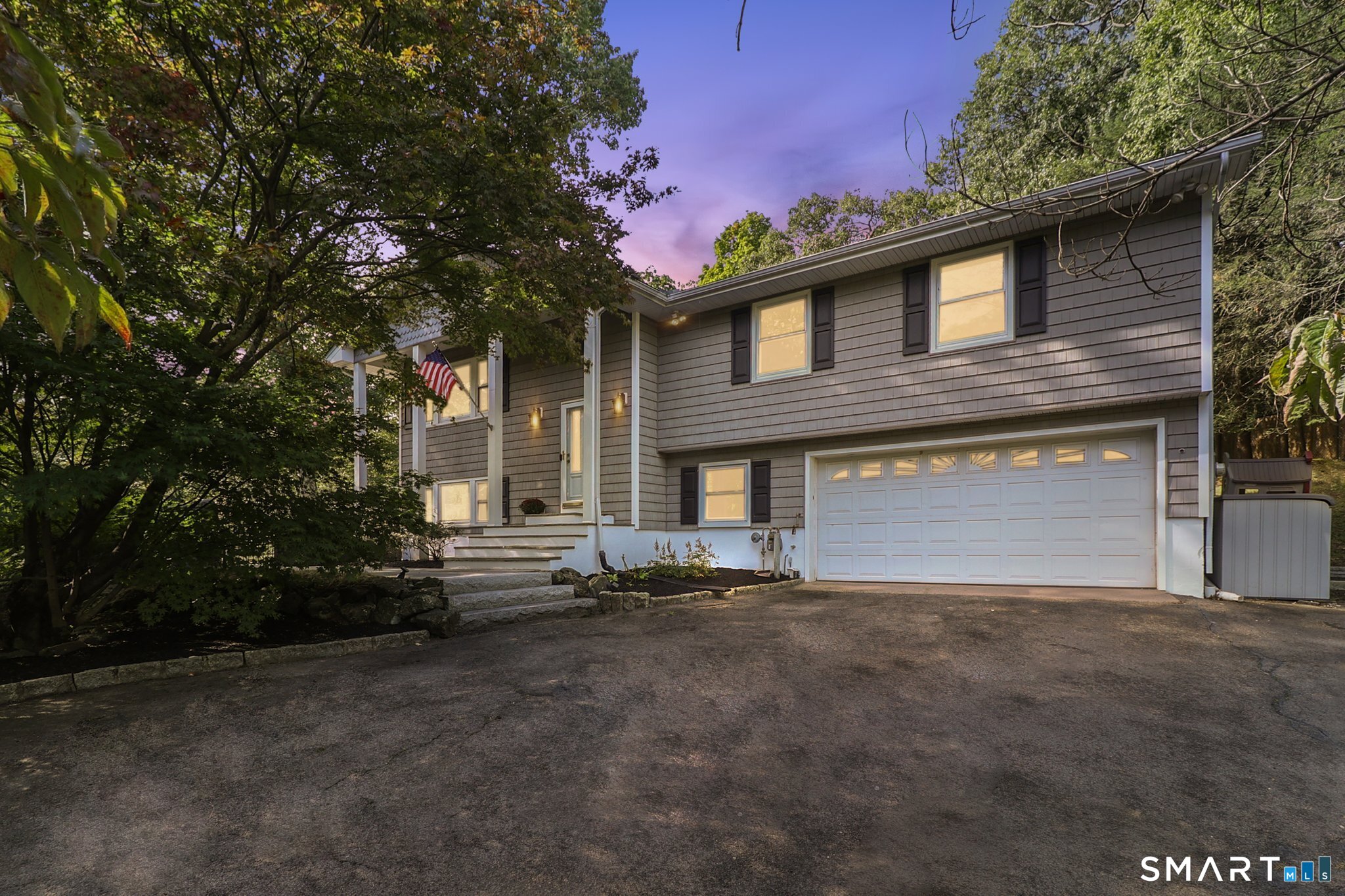 20 Thistle Lane Property Photo 2
