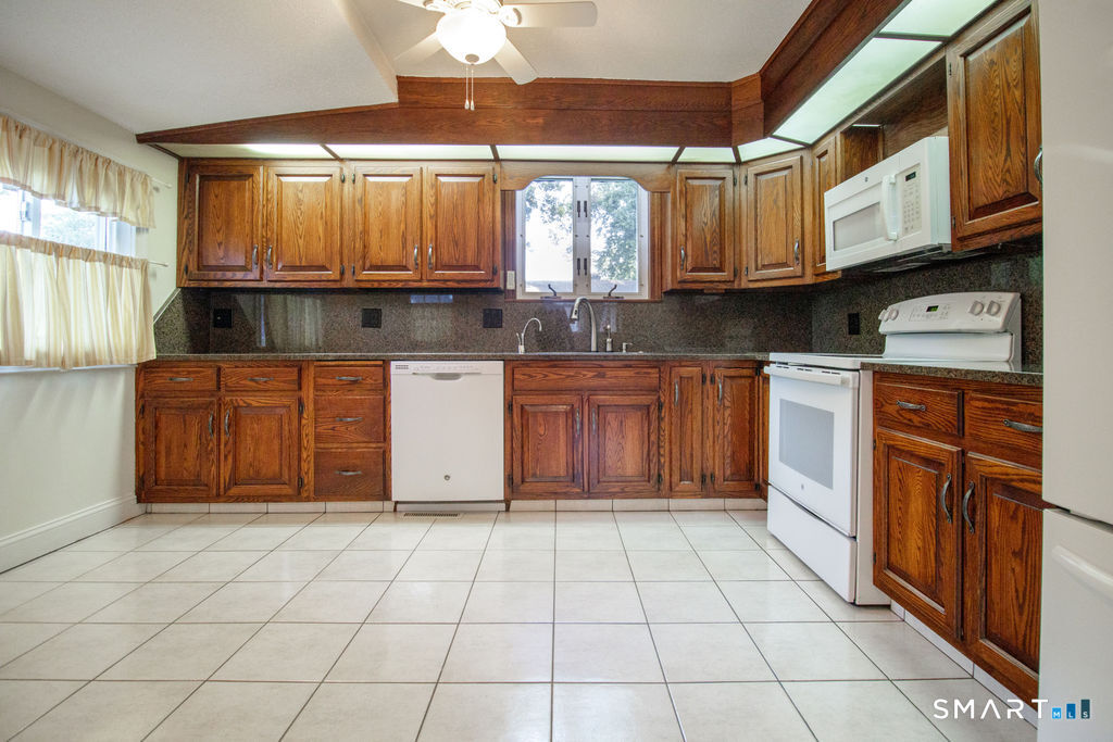 173 Stillwell Drive Property Photo 10