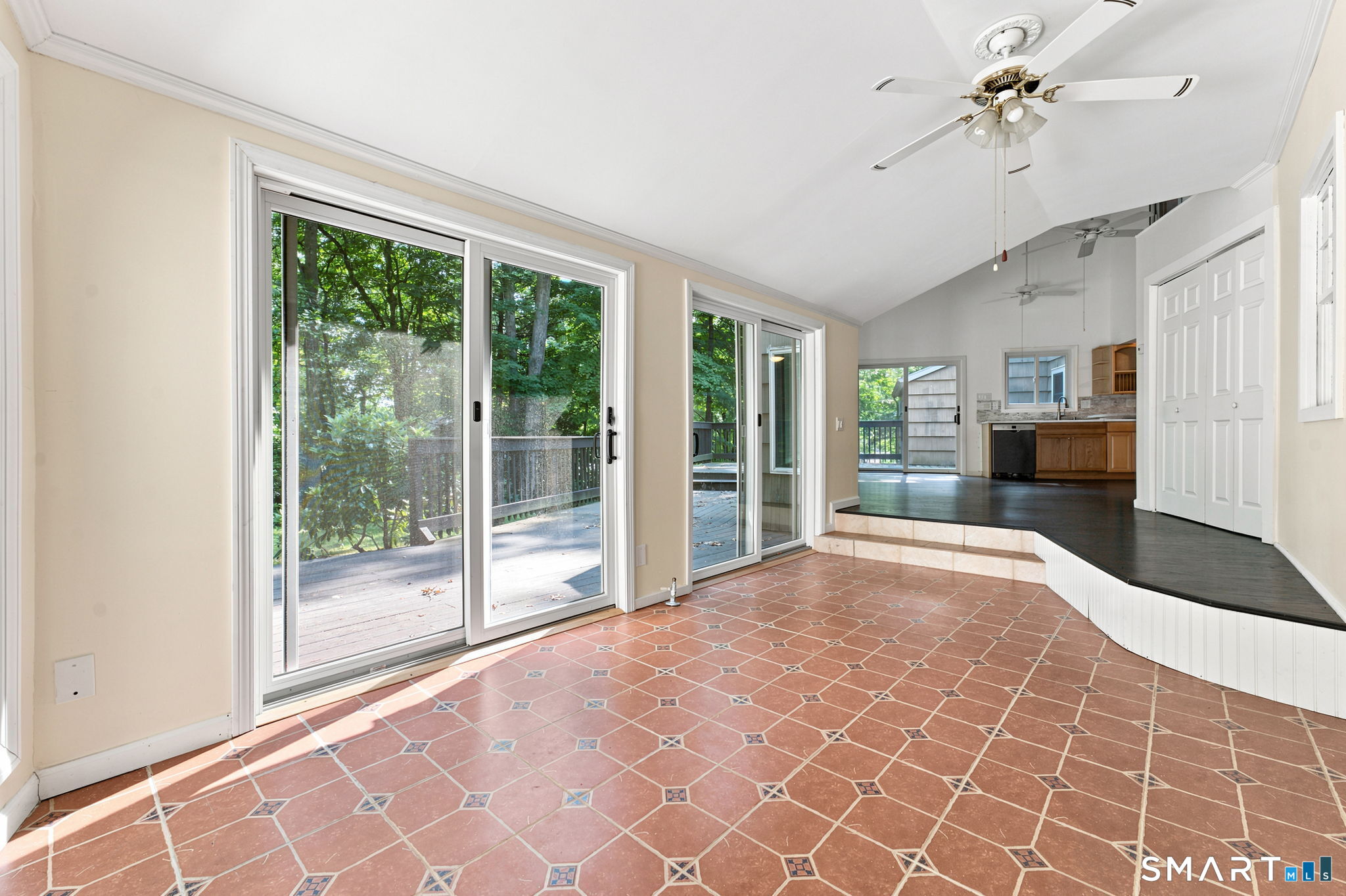 132 Laurel Street Property Photo 17