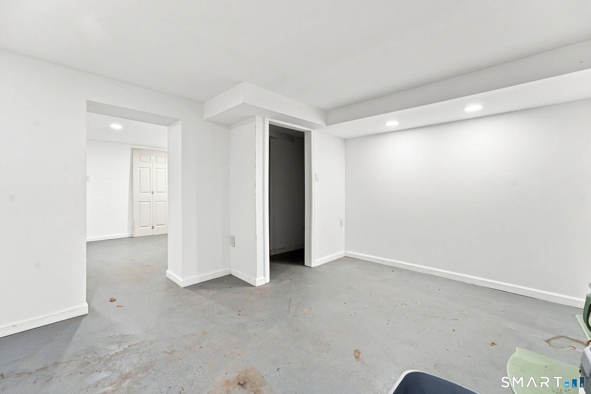 132 Laurel Street Property Photo 31