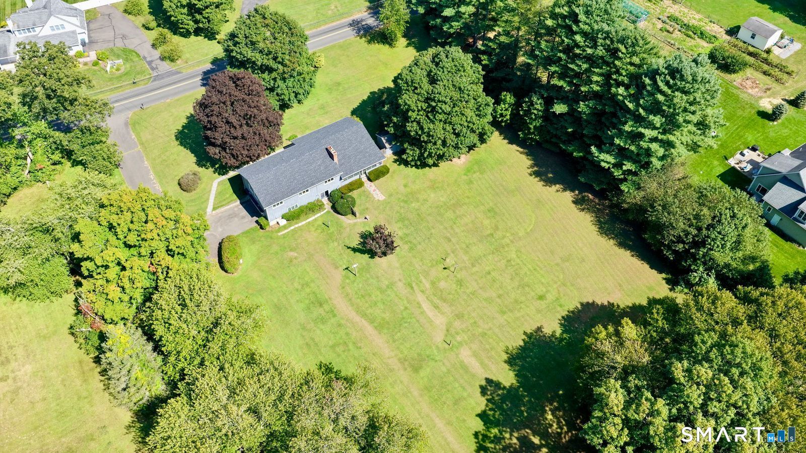 531 Blacks Road Property Photo 5