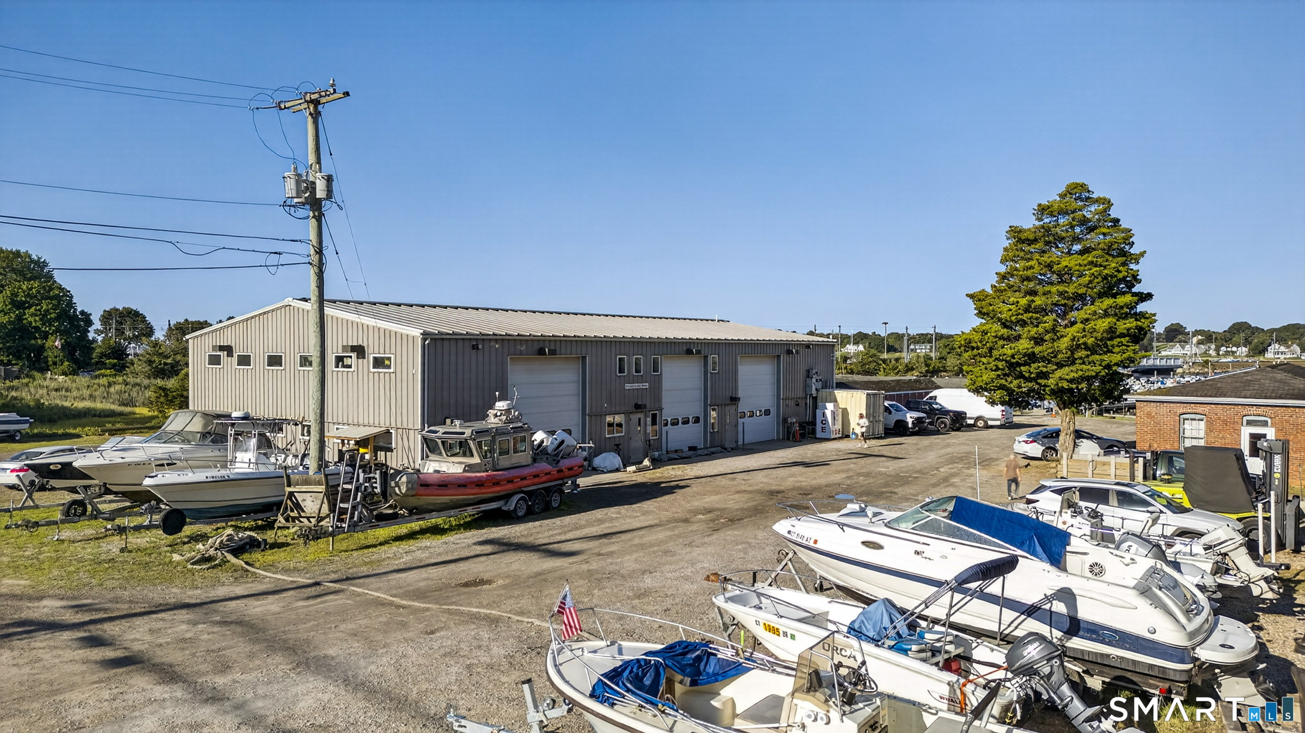 228 North Water Street Property Photo 7