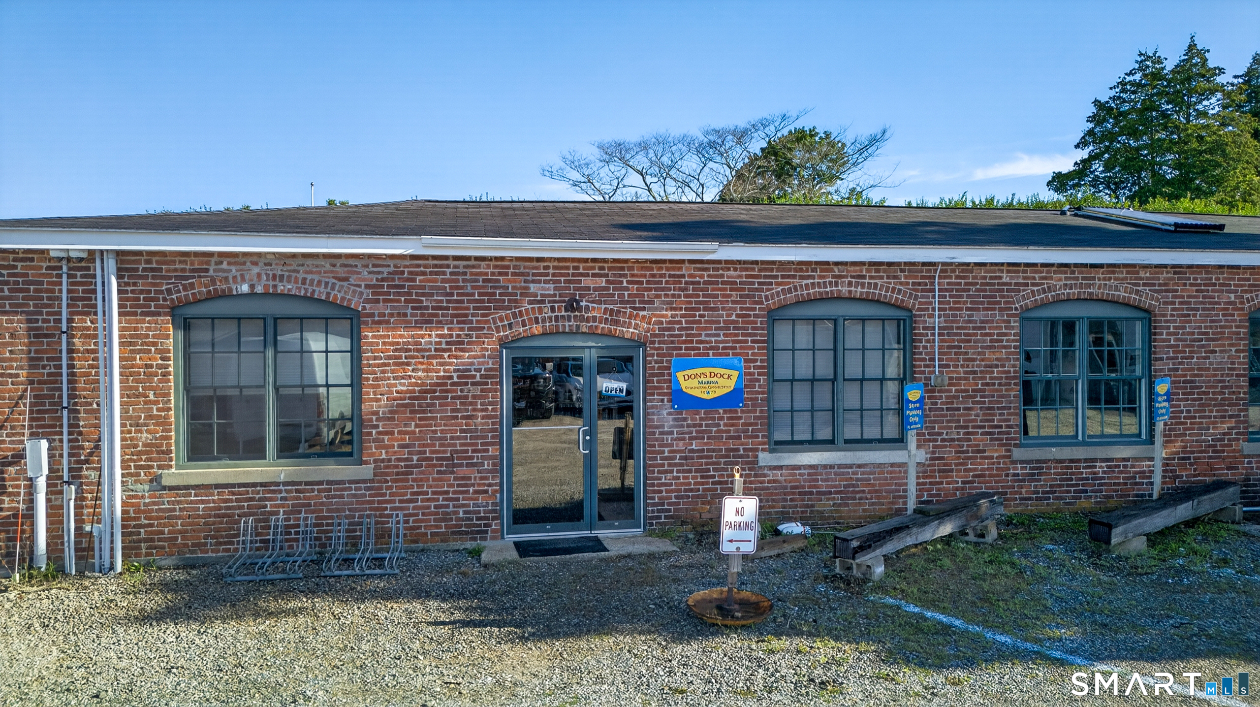 228 North Water Street Property Photo 12