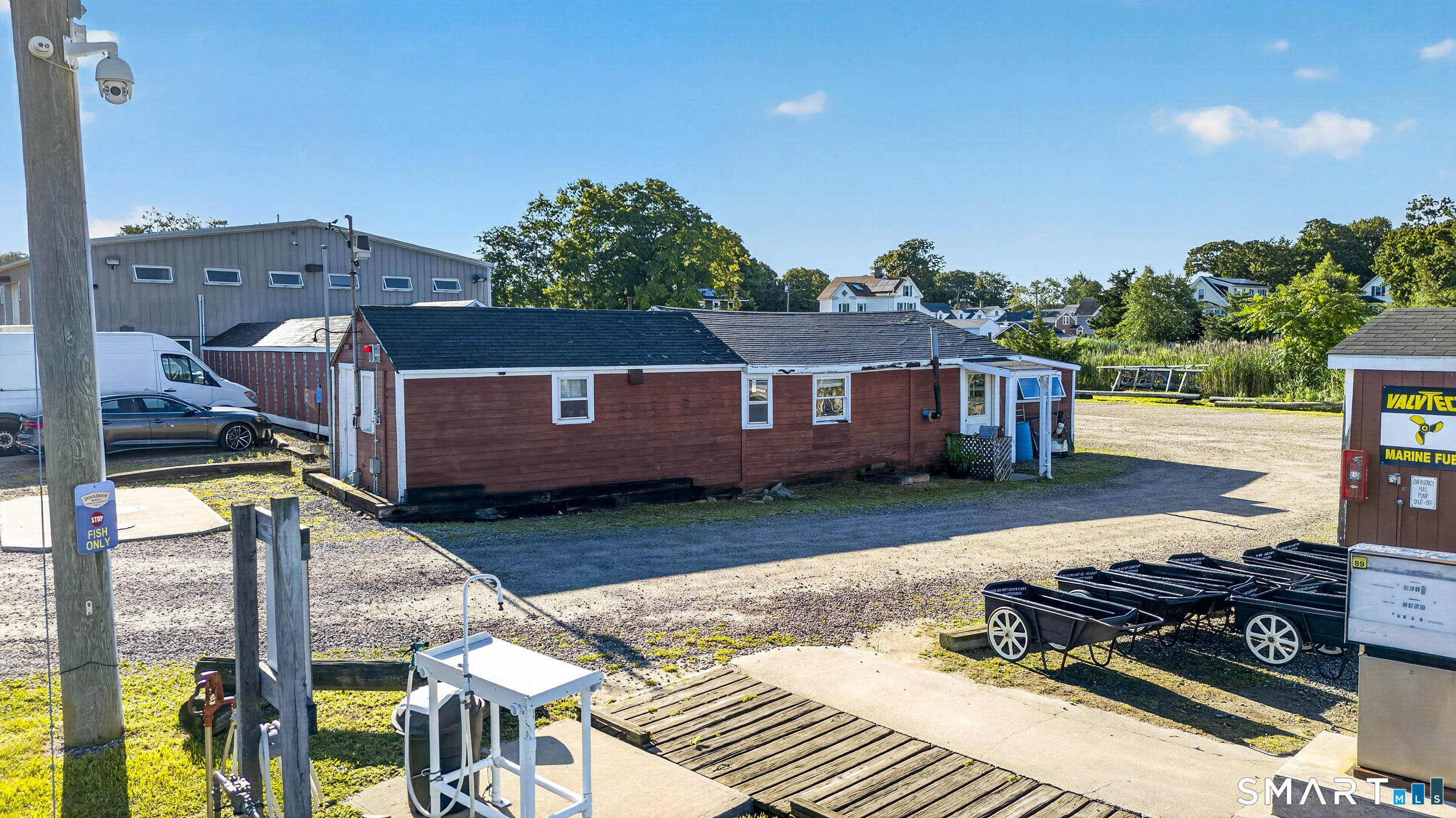 228 North Water Street Property Photo 16
