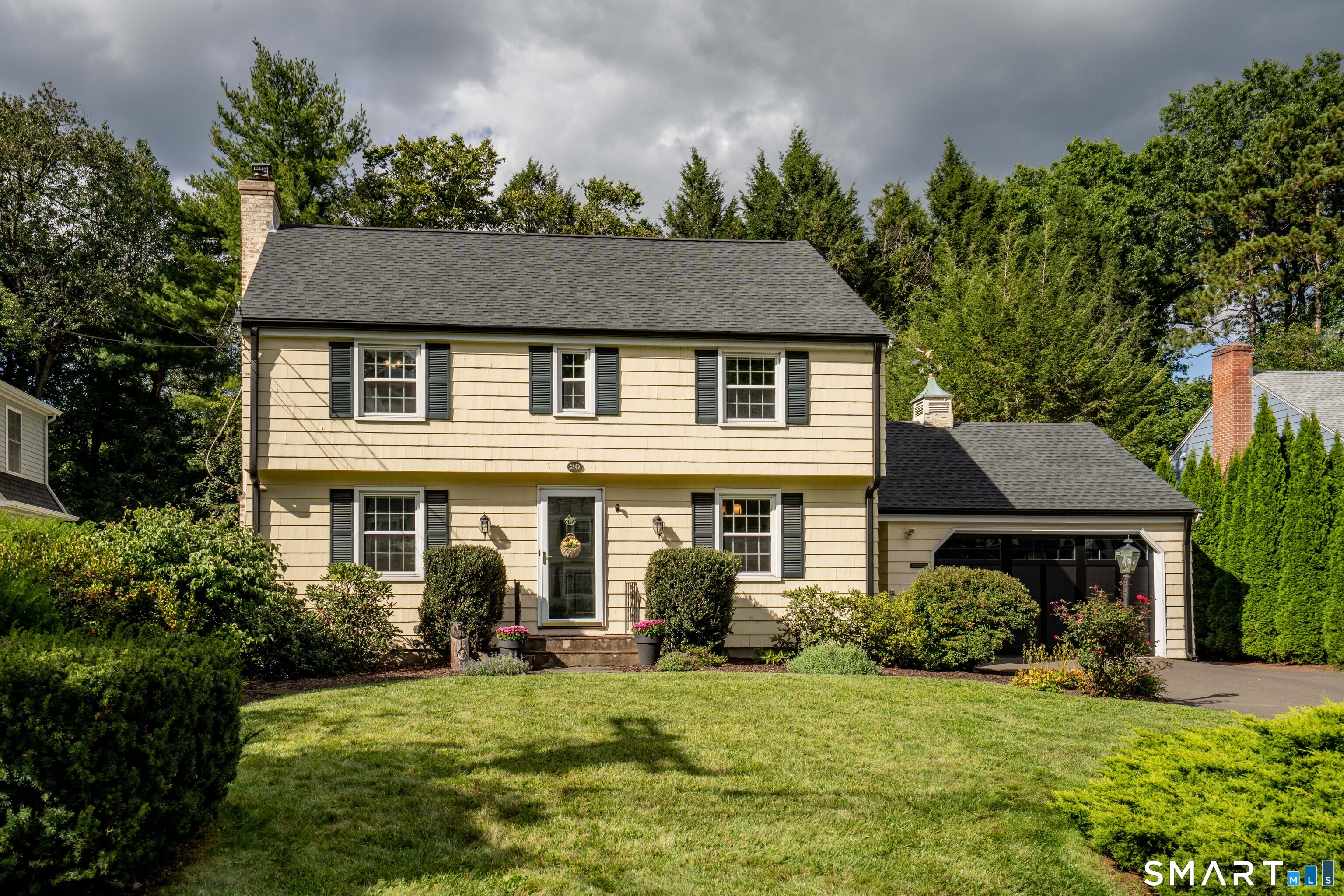 20 Walton Drive Property Photo 1