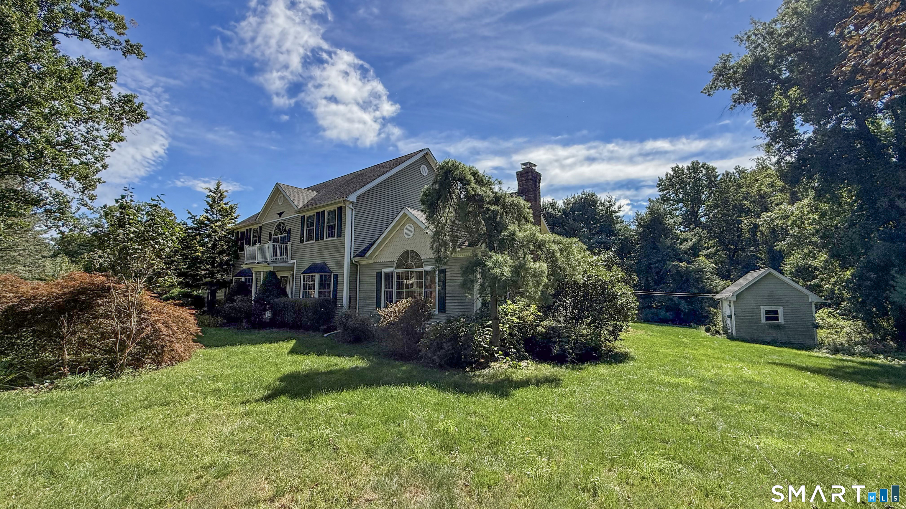 109 Davis Road Property Photo 4