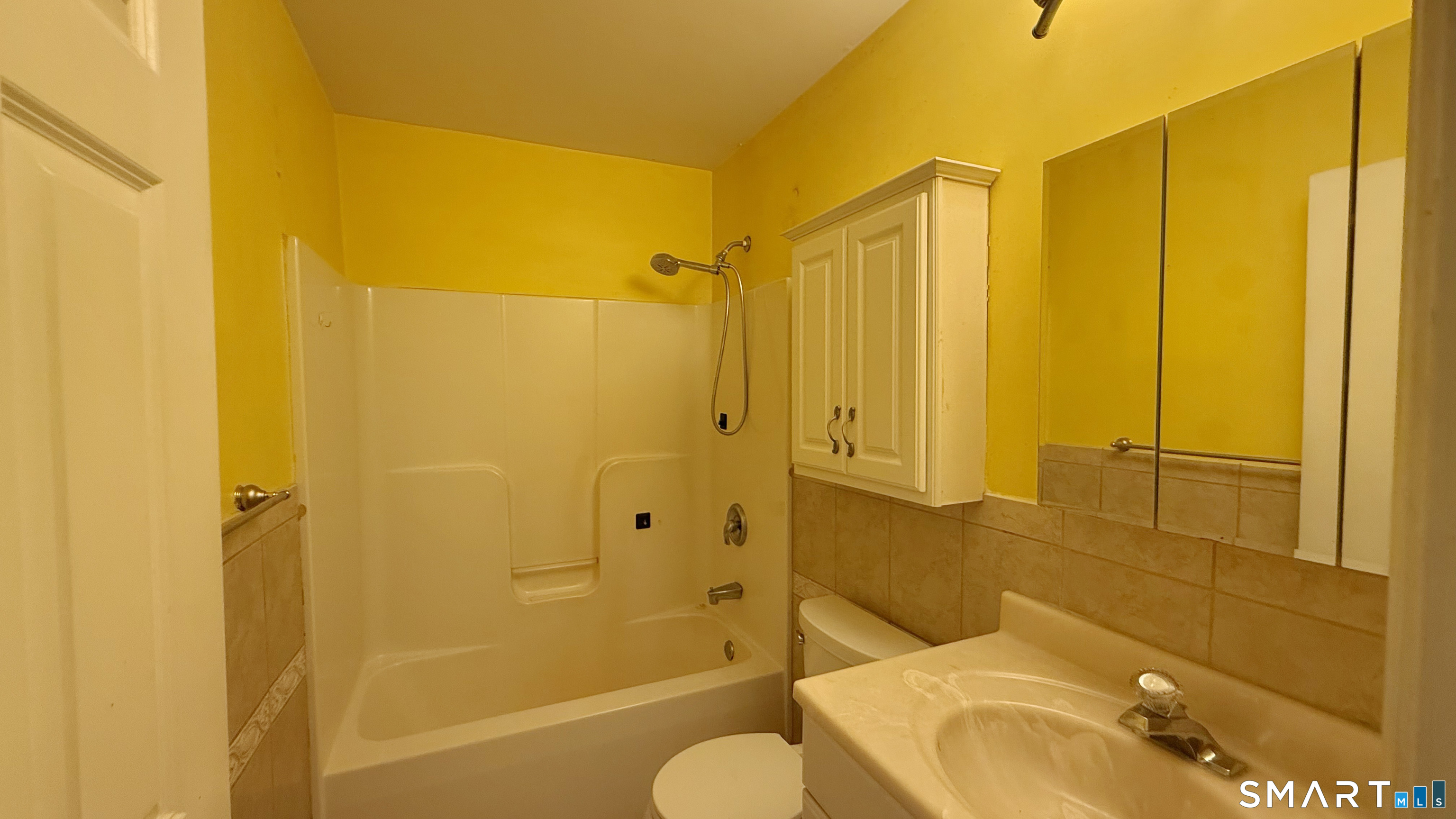 109 Davis Road Property Photo 8