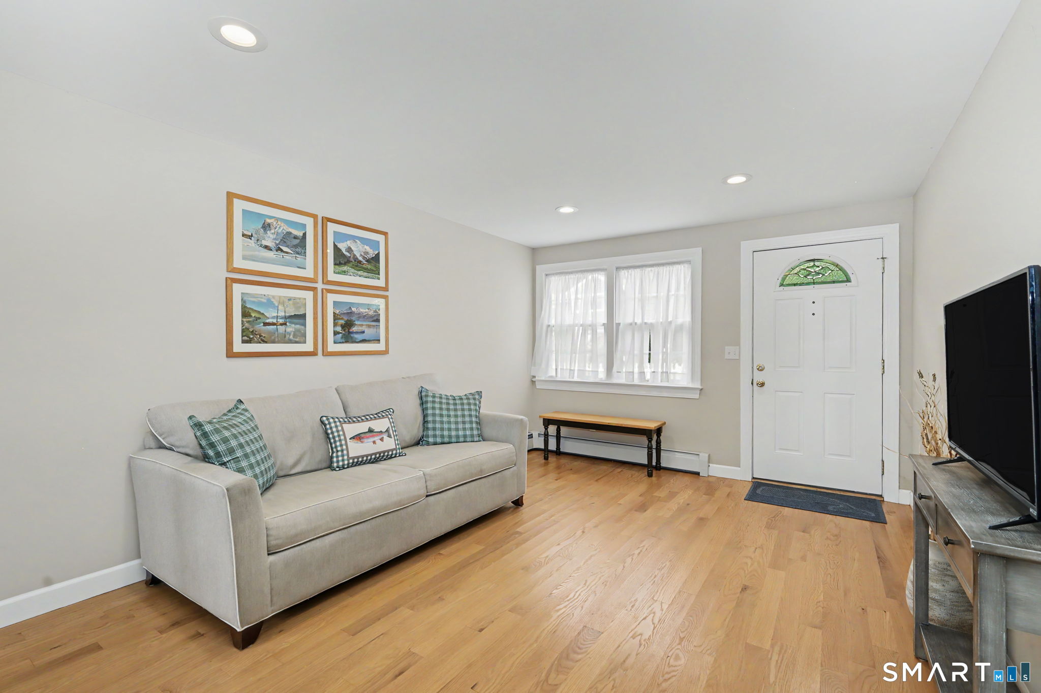 9 Candlewood Knolls Road Property Photo 4