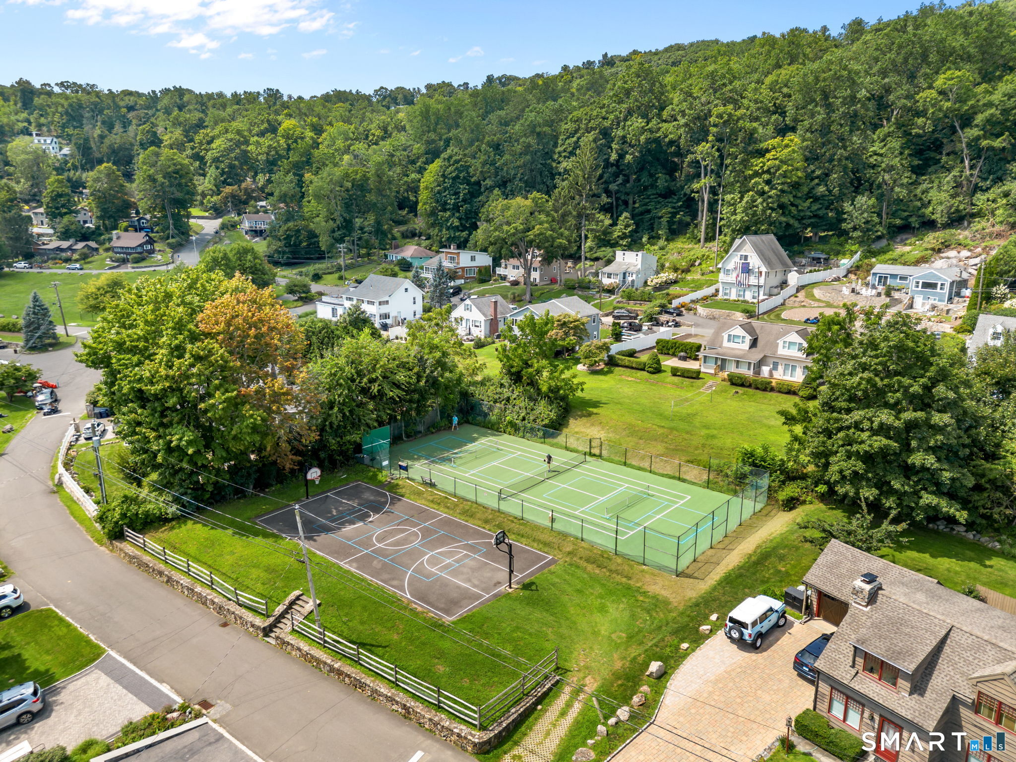 9 Candlewood Knolls Road Property Photo 31