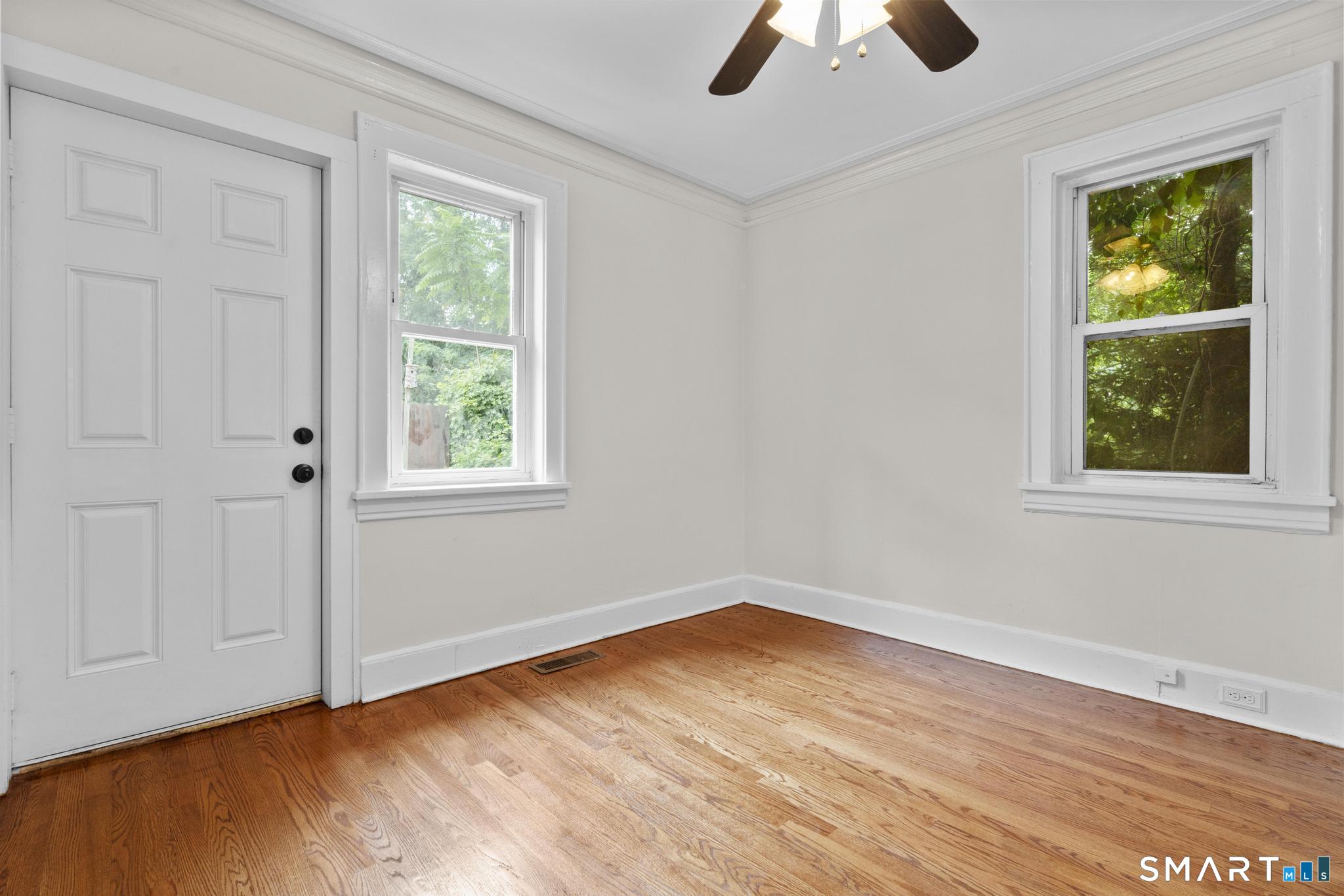 73 Alvord Lane Property Photo 24