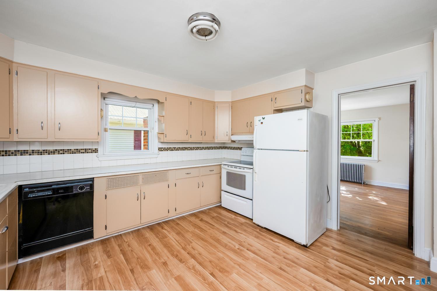 144 Mary Avenue Property Photo 12