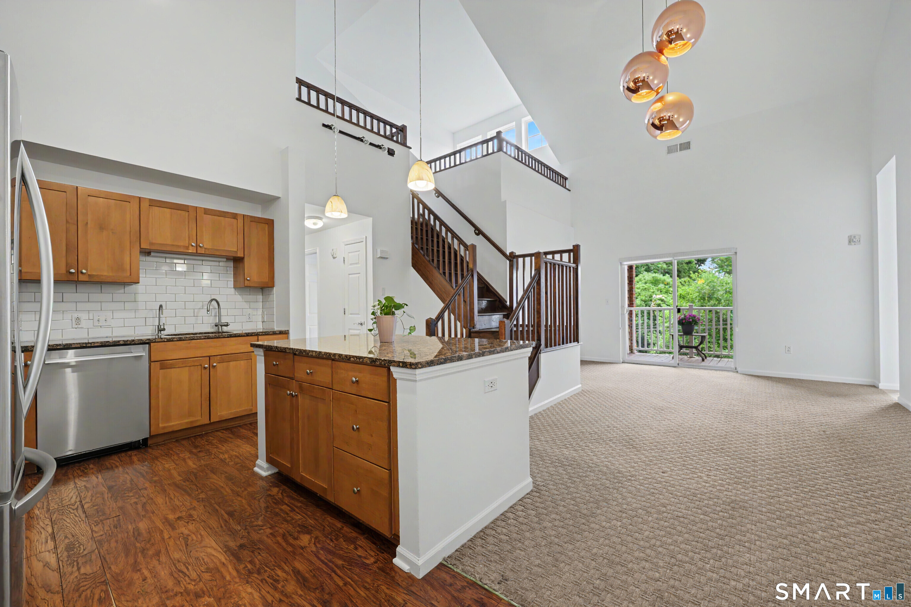 25 Adams 409 Avenue Property Photo 1