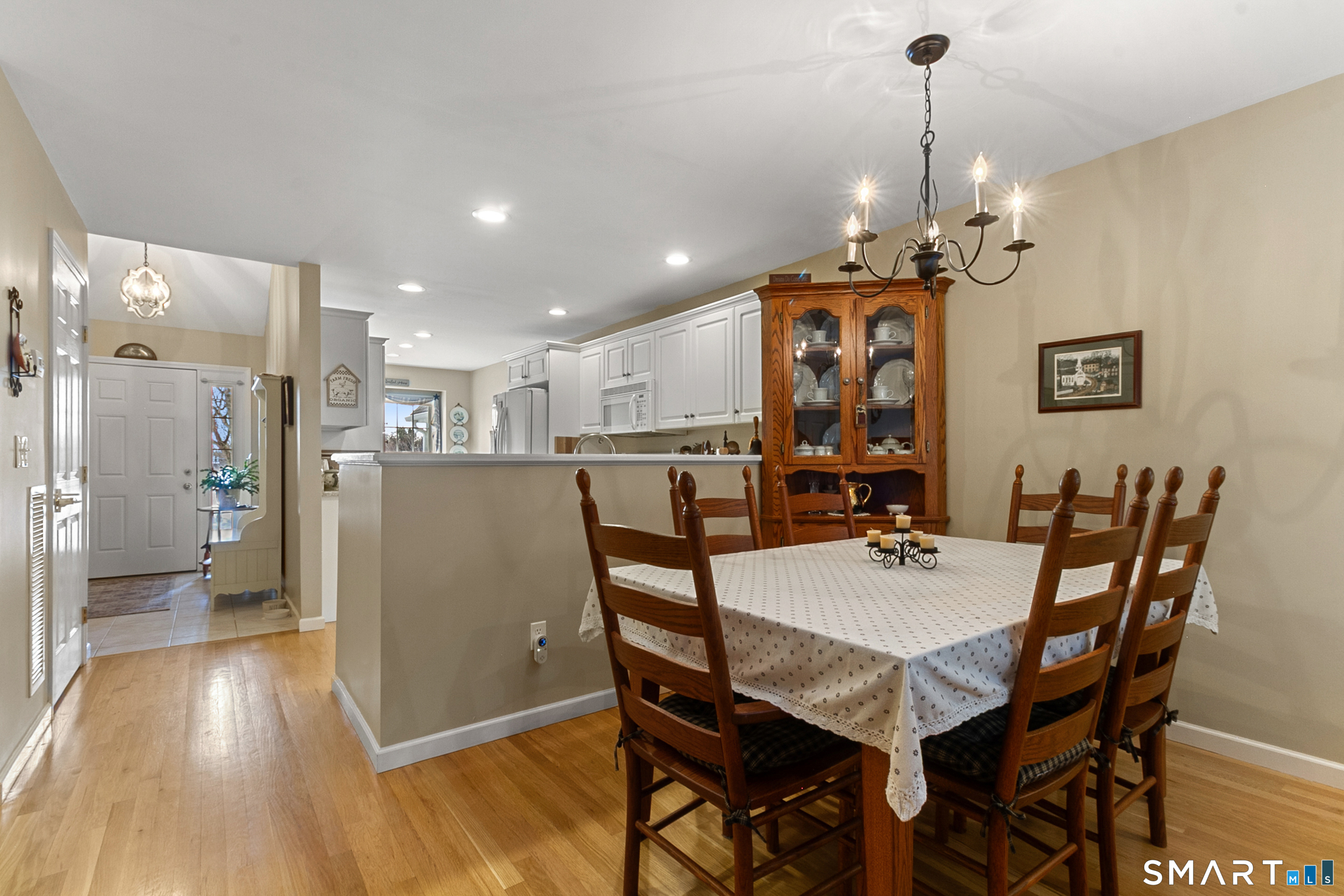 177 Julia 177 Court Property Photo 8