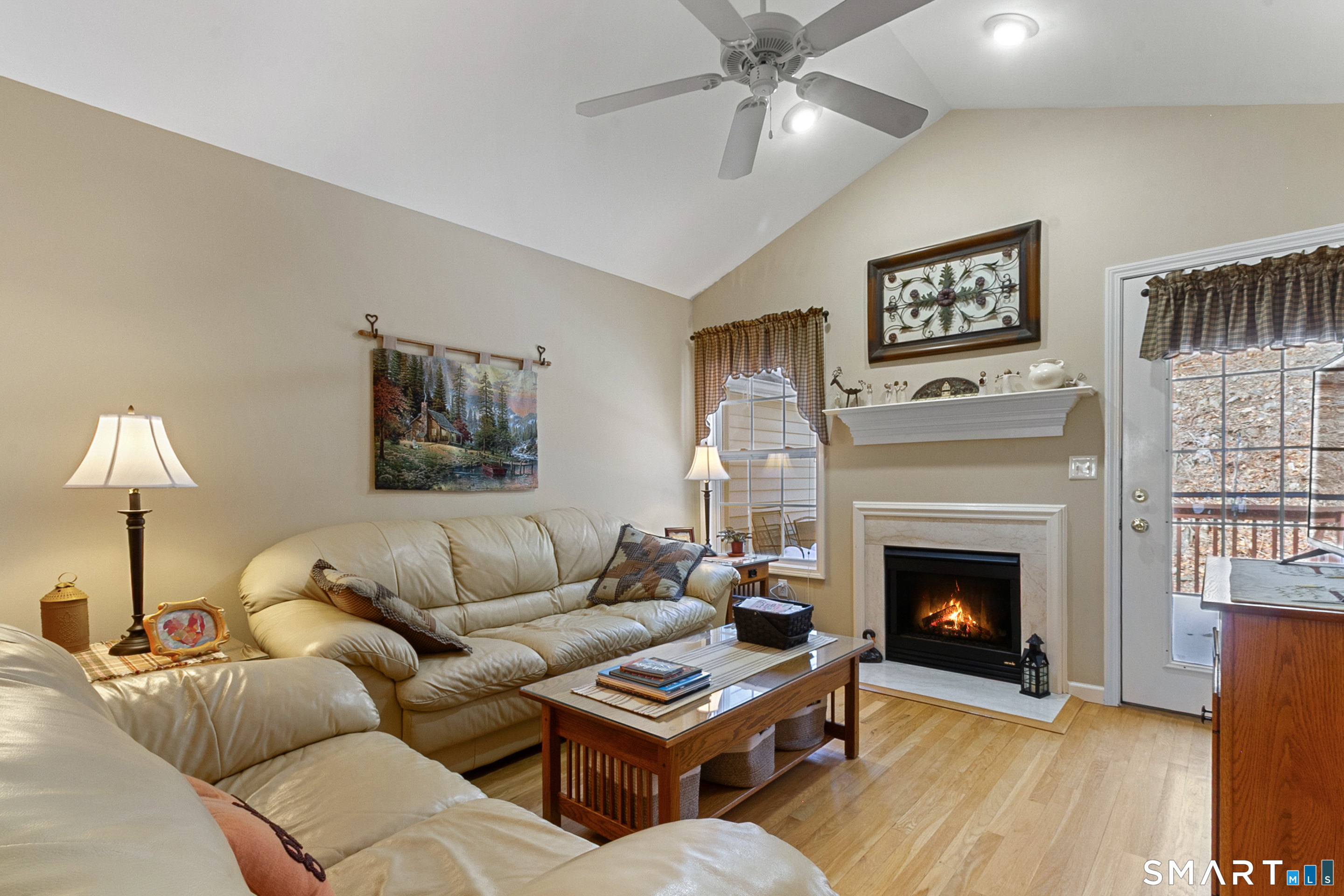 177 Julia 177 Court Property Photo 10