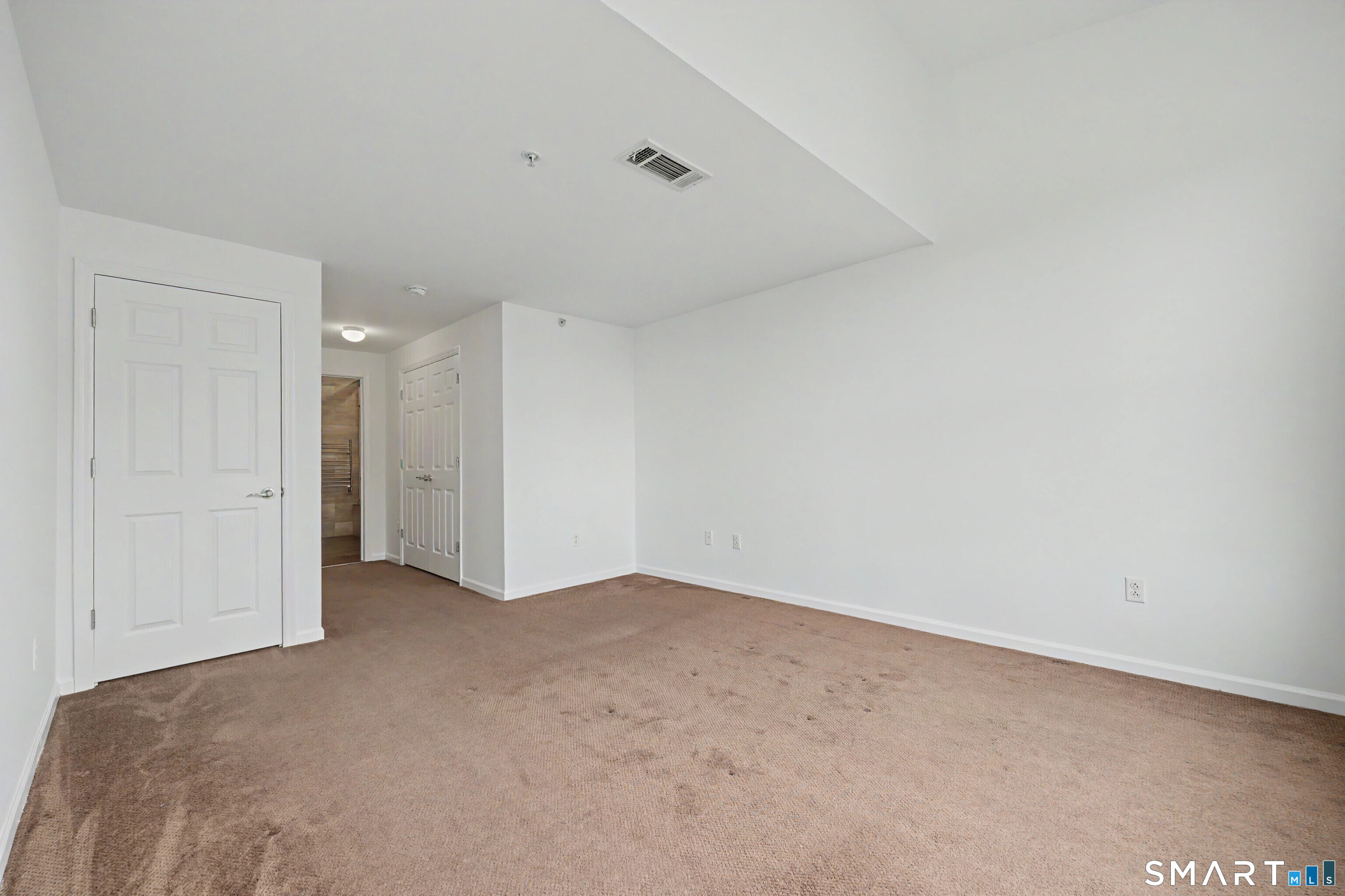 25 Adams 409 Avenue Property Photo 15