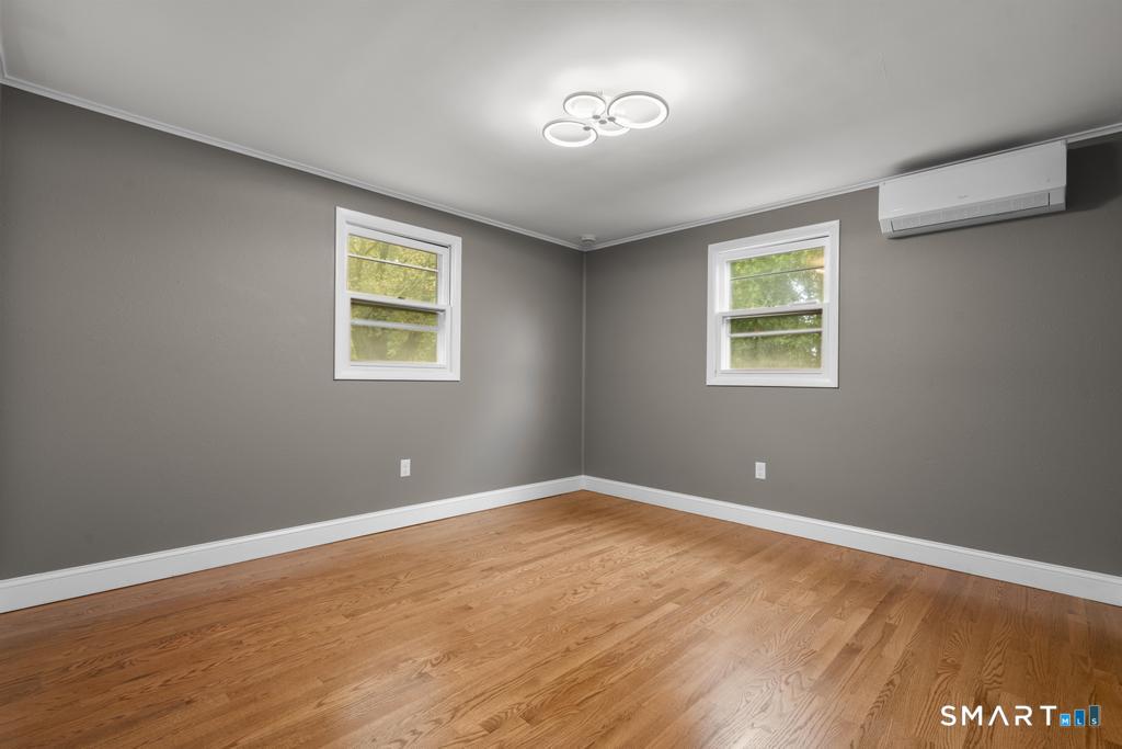 345 Harland Road Property Photo 11