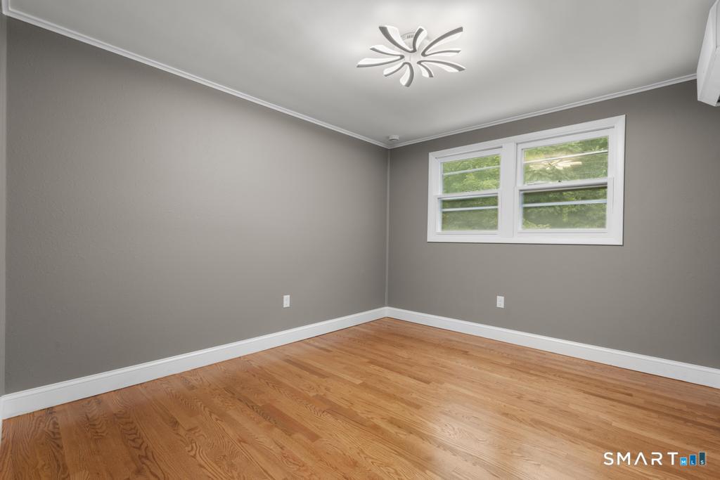345 Harland Road Property Photo 13