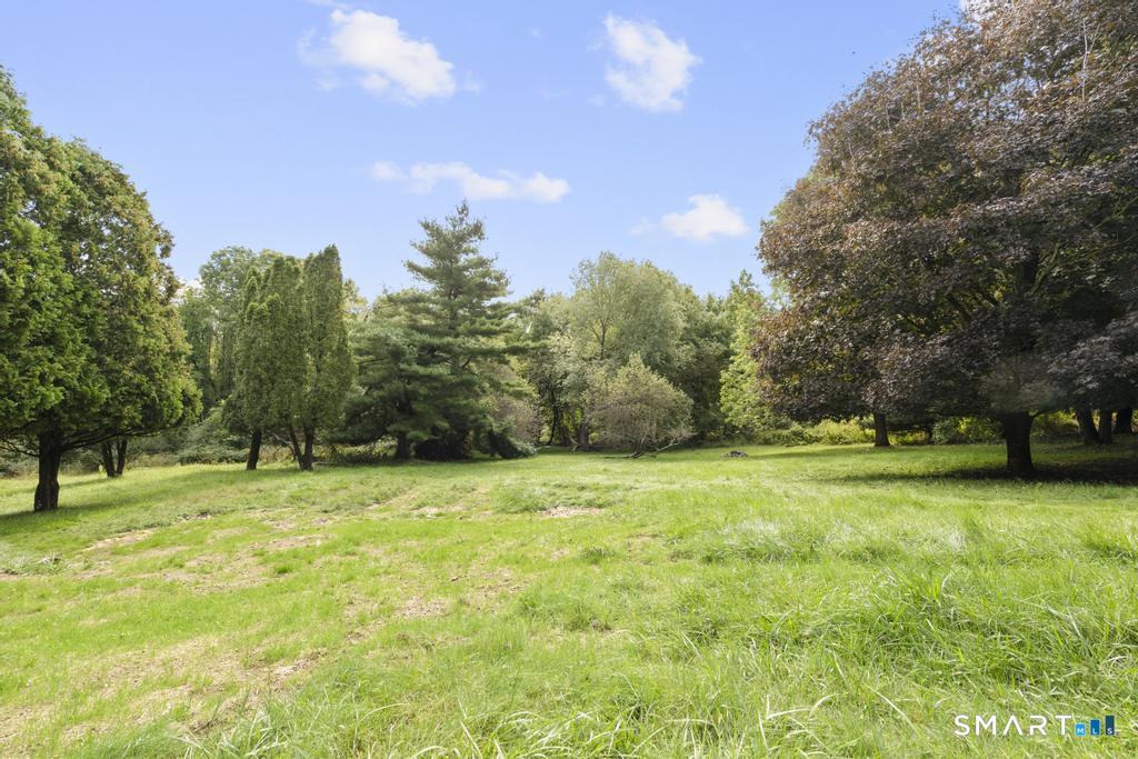 345 Harland Road Property Photo 29
