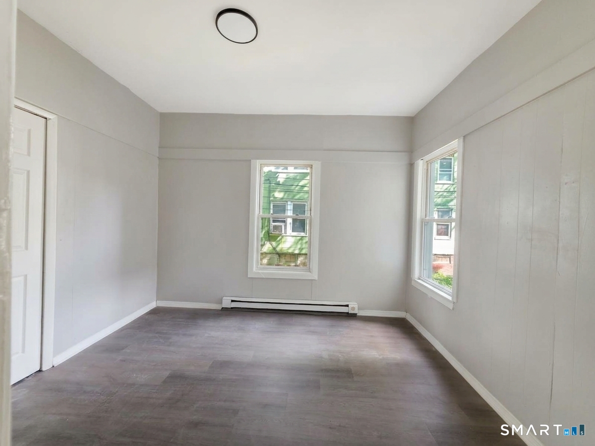 67 Burton 3rd Floor Street Property Photo 5