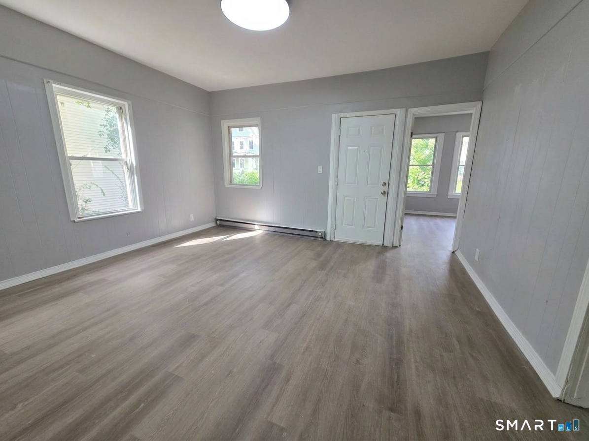 67 Burton 3rd Floor Street Property Photo 6