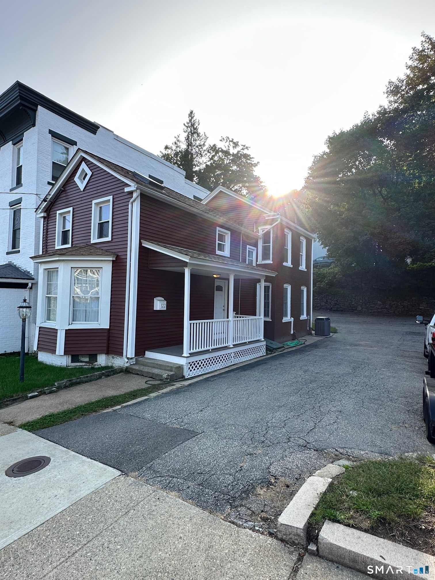 122 Broadway Property Photo 1