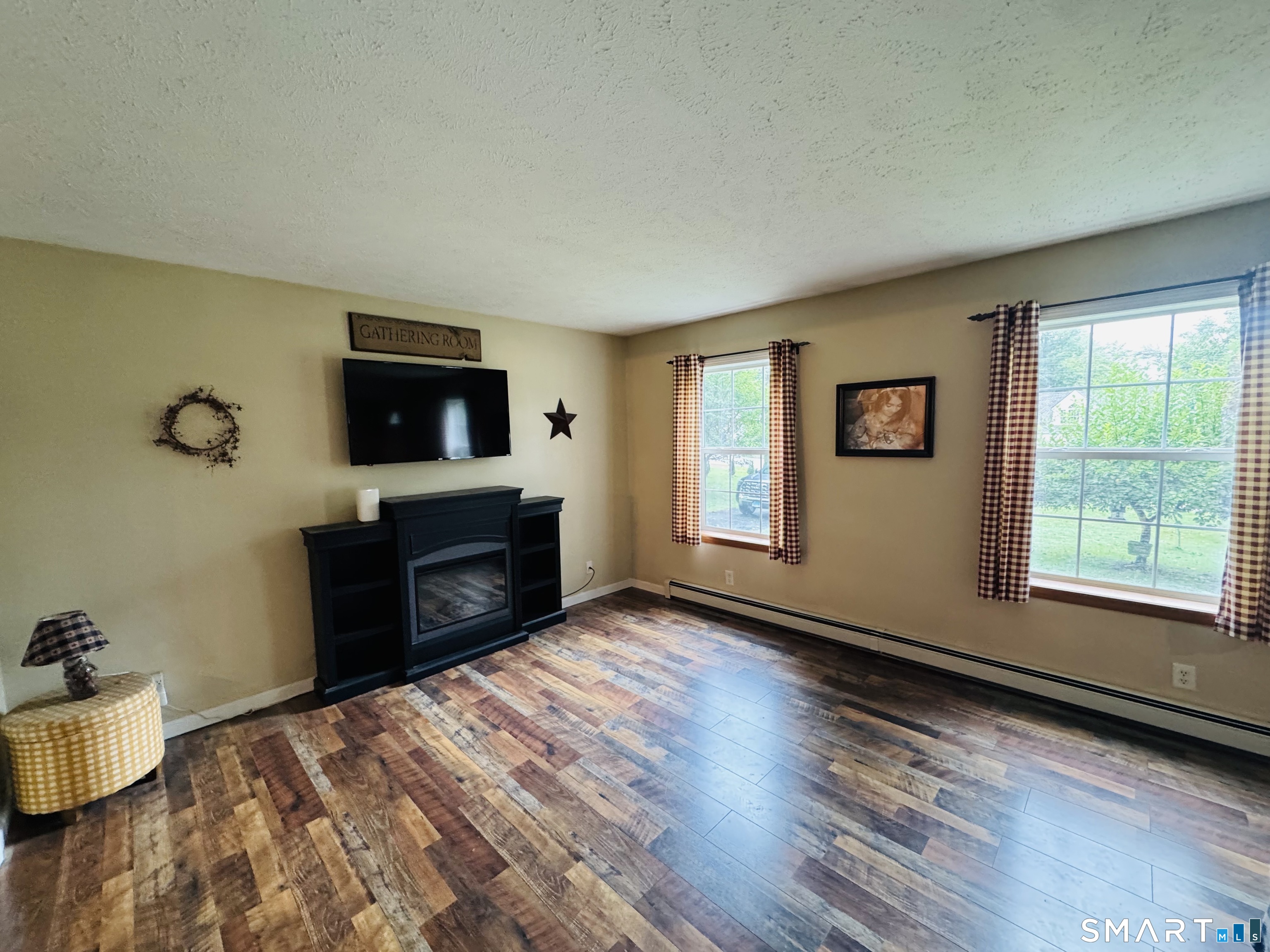 66 High Meadow Drive Property Photo 2