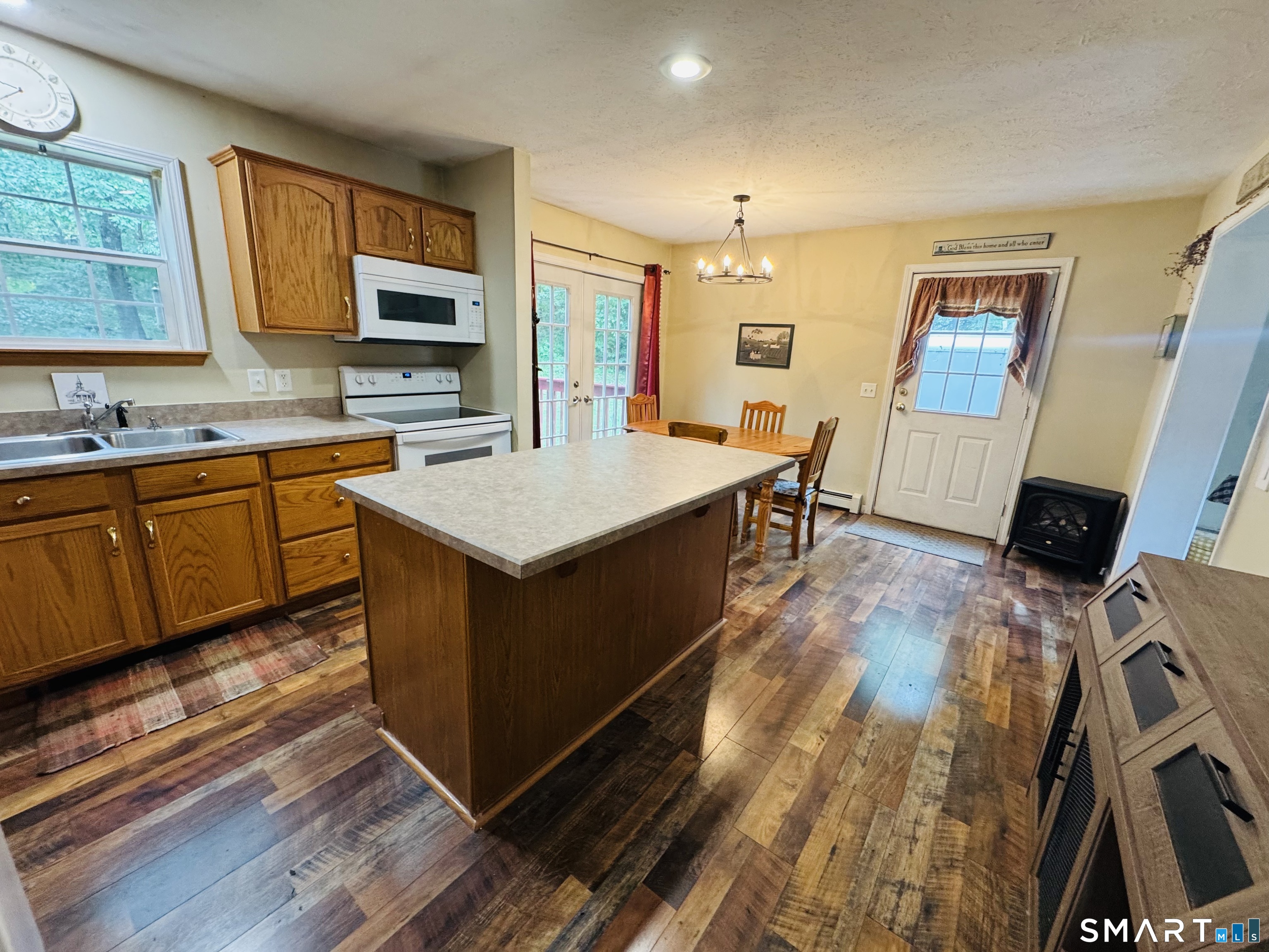 66 High Meadow Drive Property Photo 7