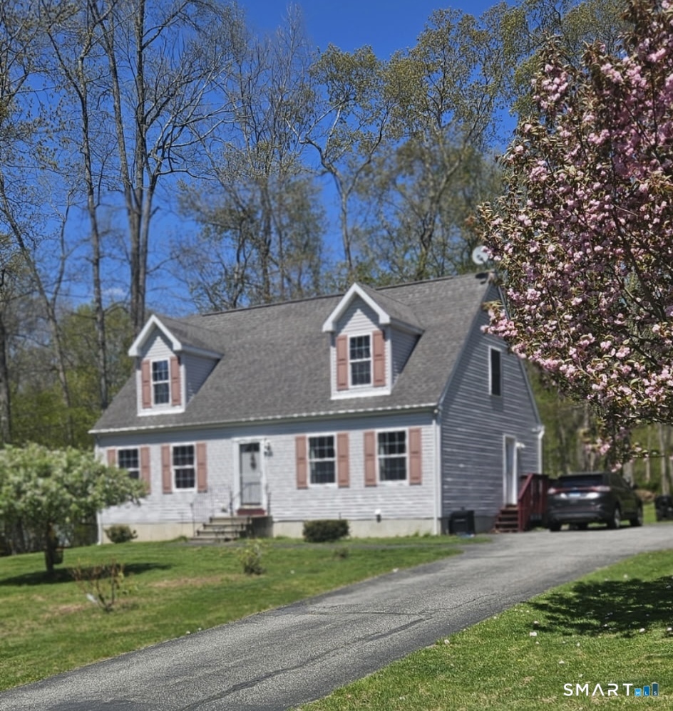 66 High Meadow Drive Property Photo 8