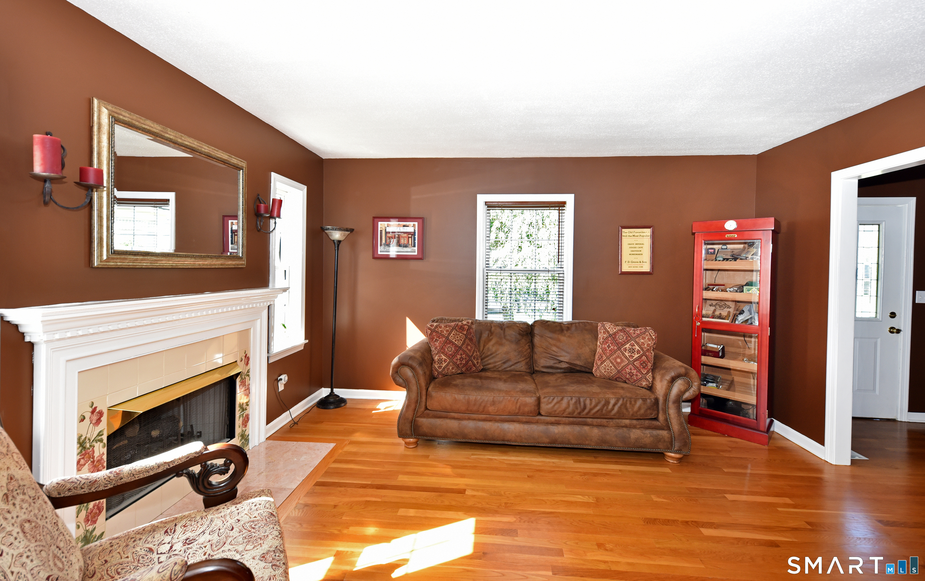 75 Laurel Street Property Photo 6