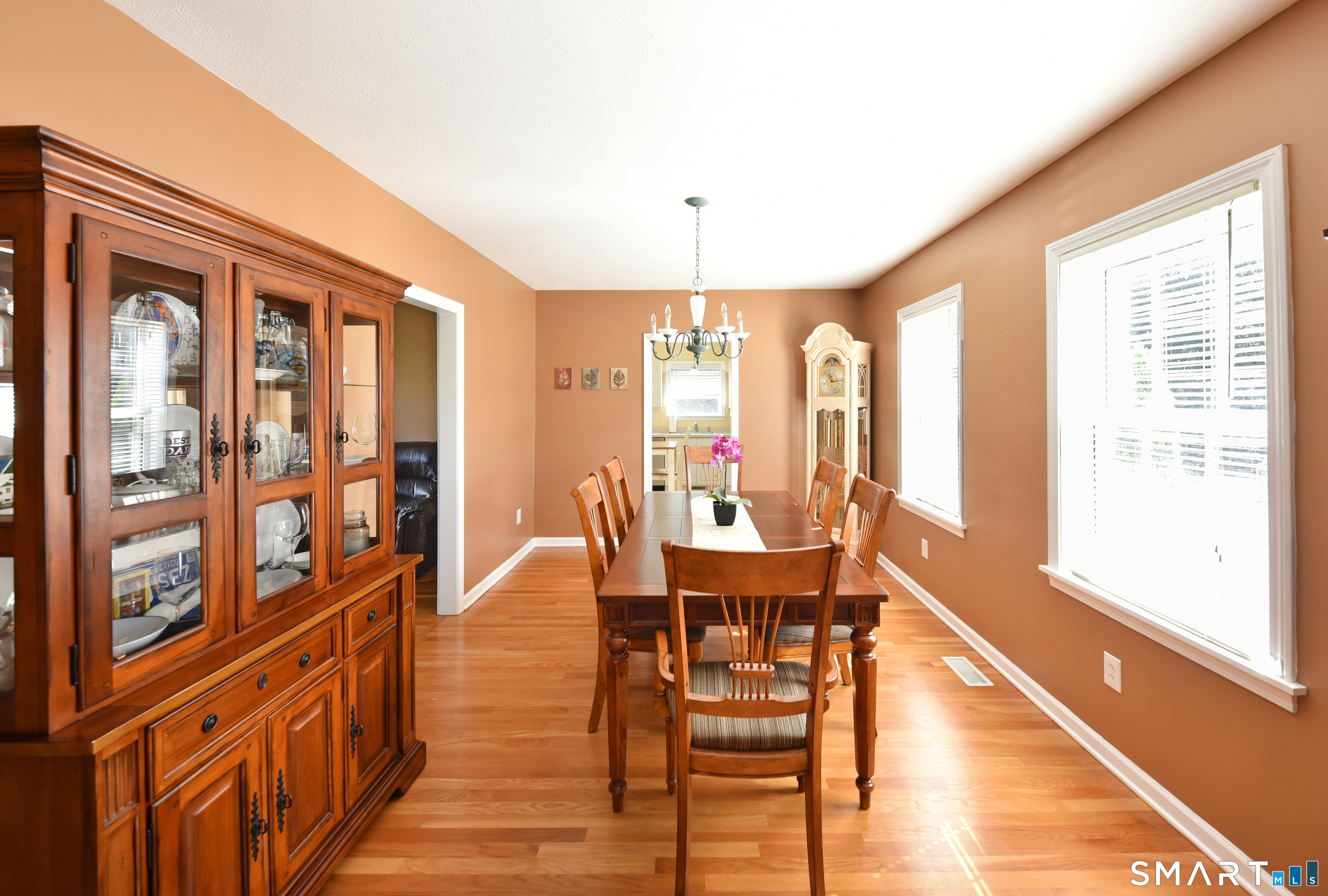 75 Laurel Street Property Photo 8