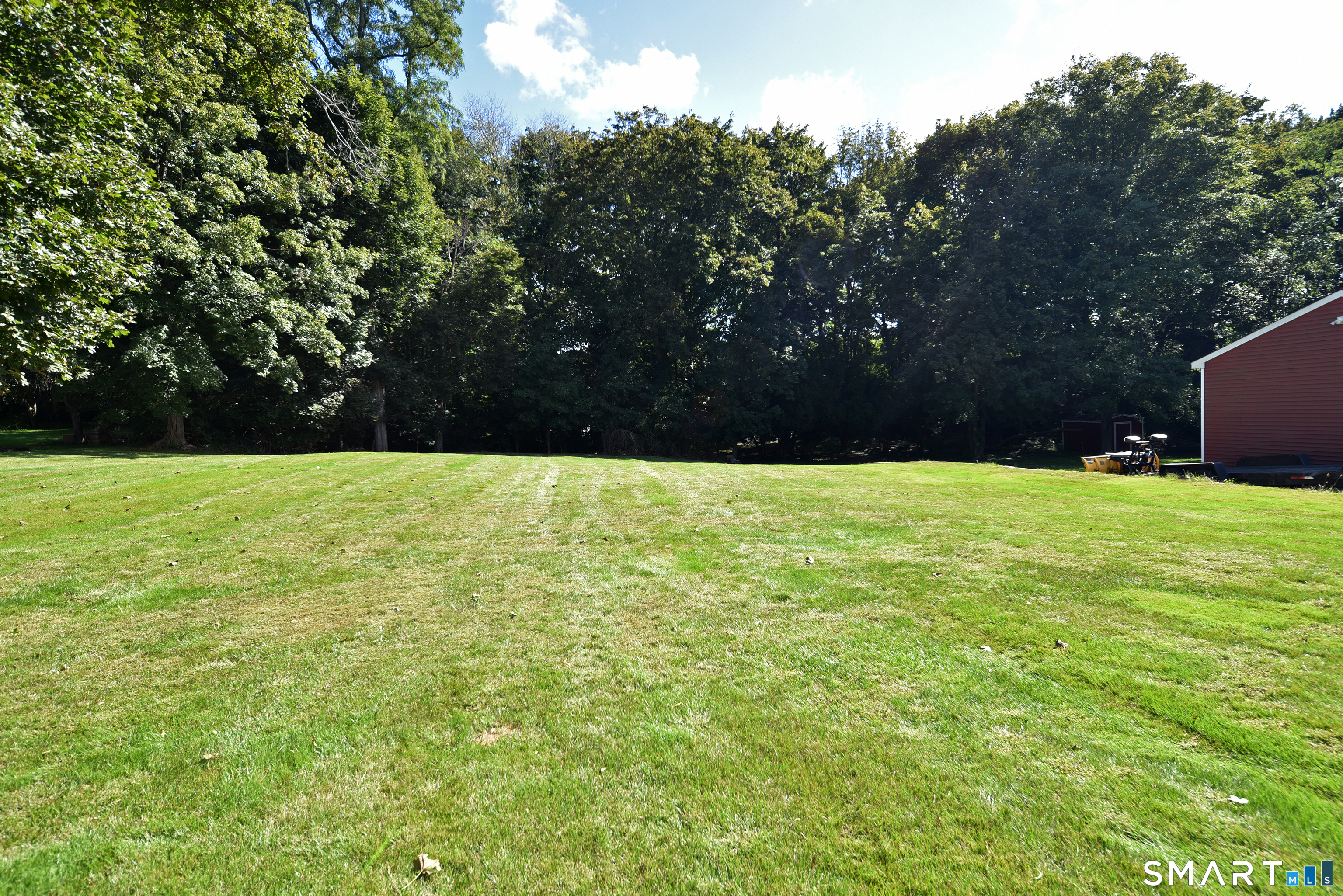 75 Laurel Street Property Photo 18