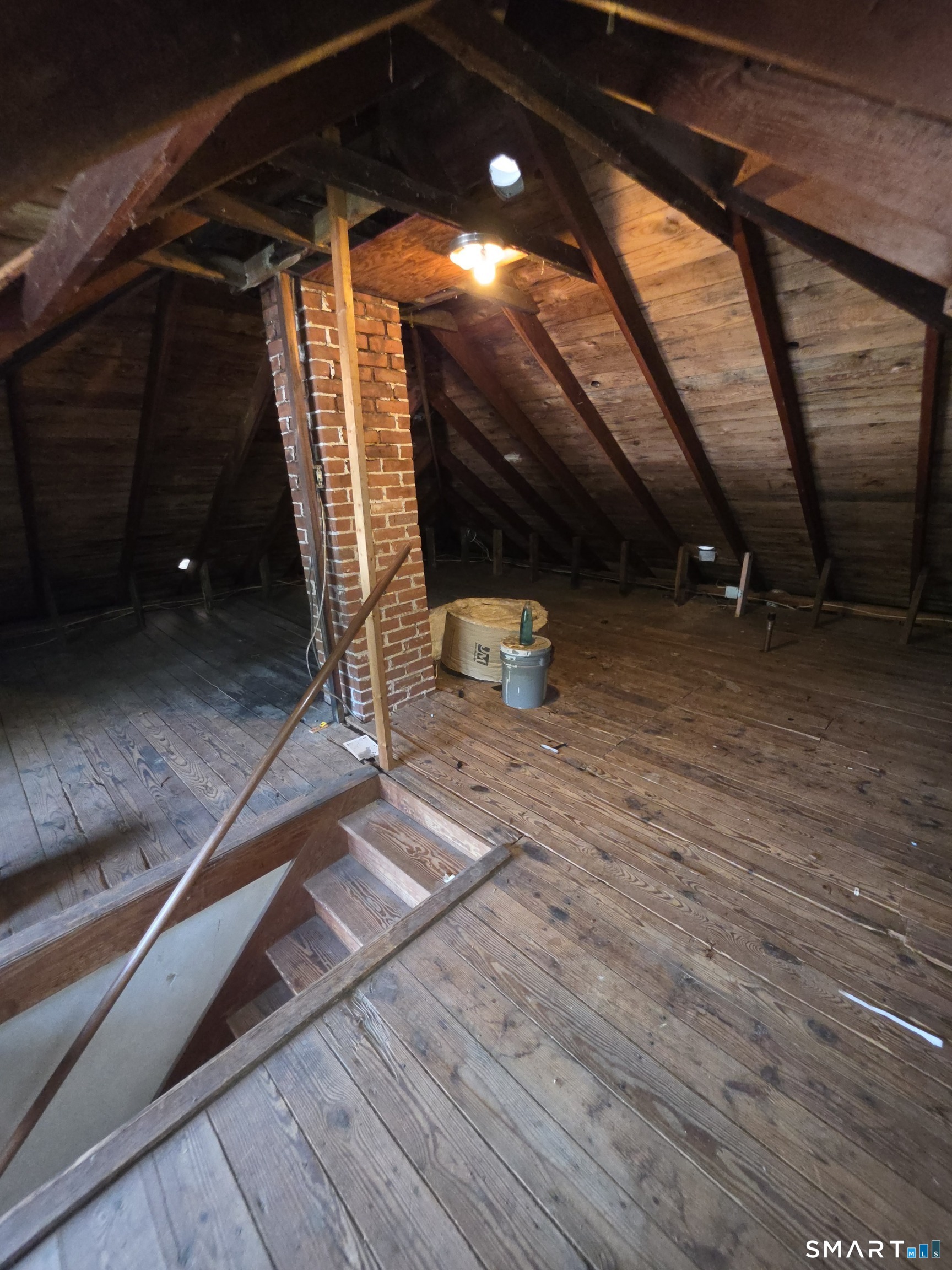 85 Robertson Avenue Property Photo 33