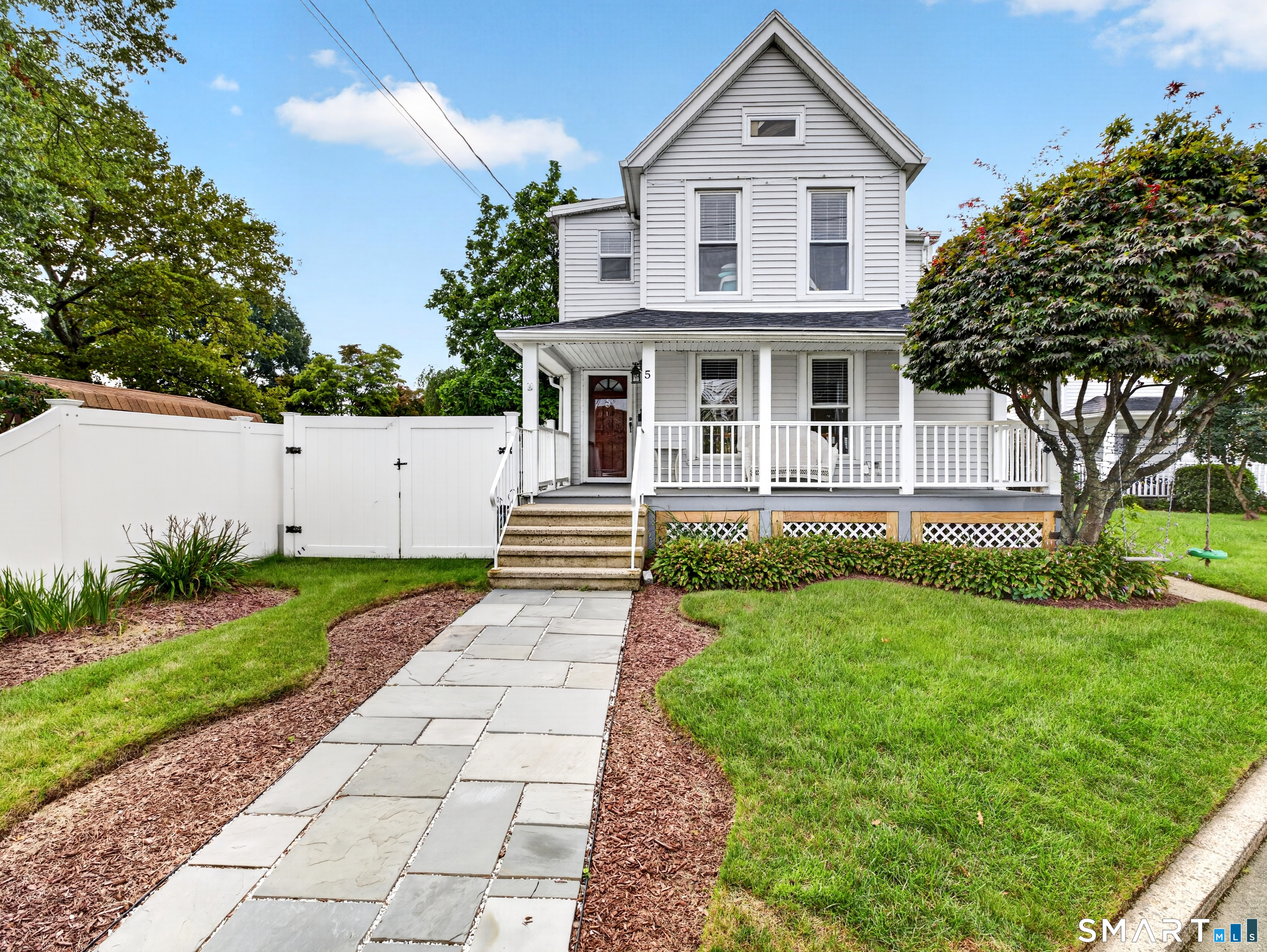 5 Doty Place Property Photo 1