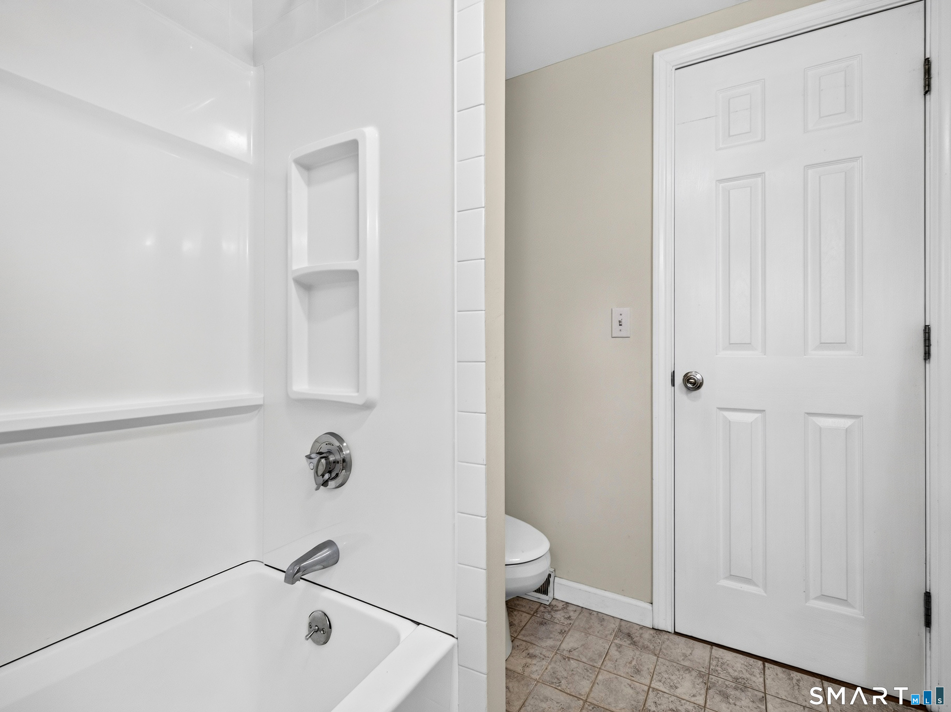 5 Doty Place Property Photo 23