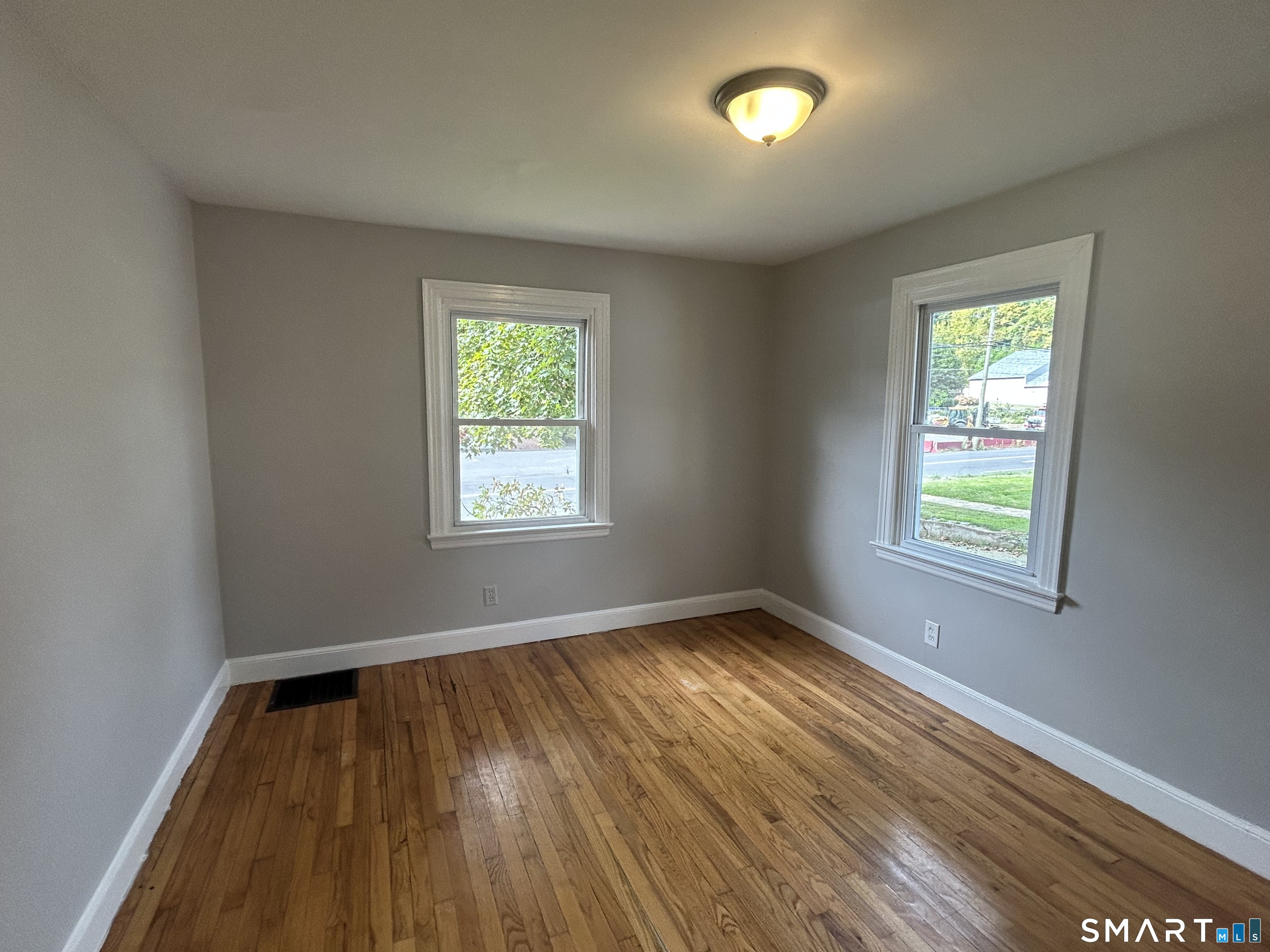 521 Rubber Avenue Property Photo 6