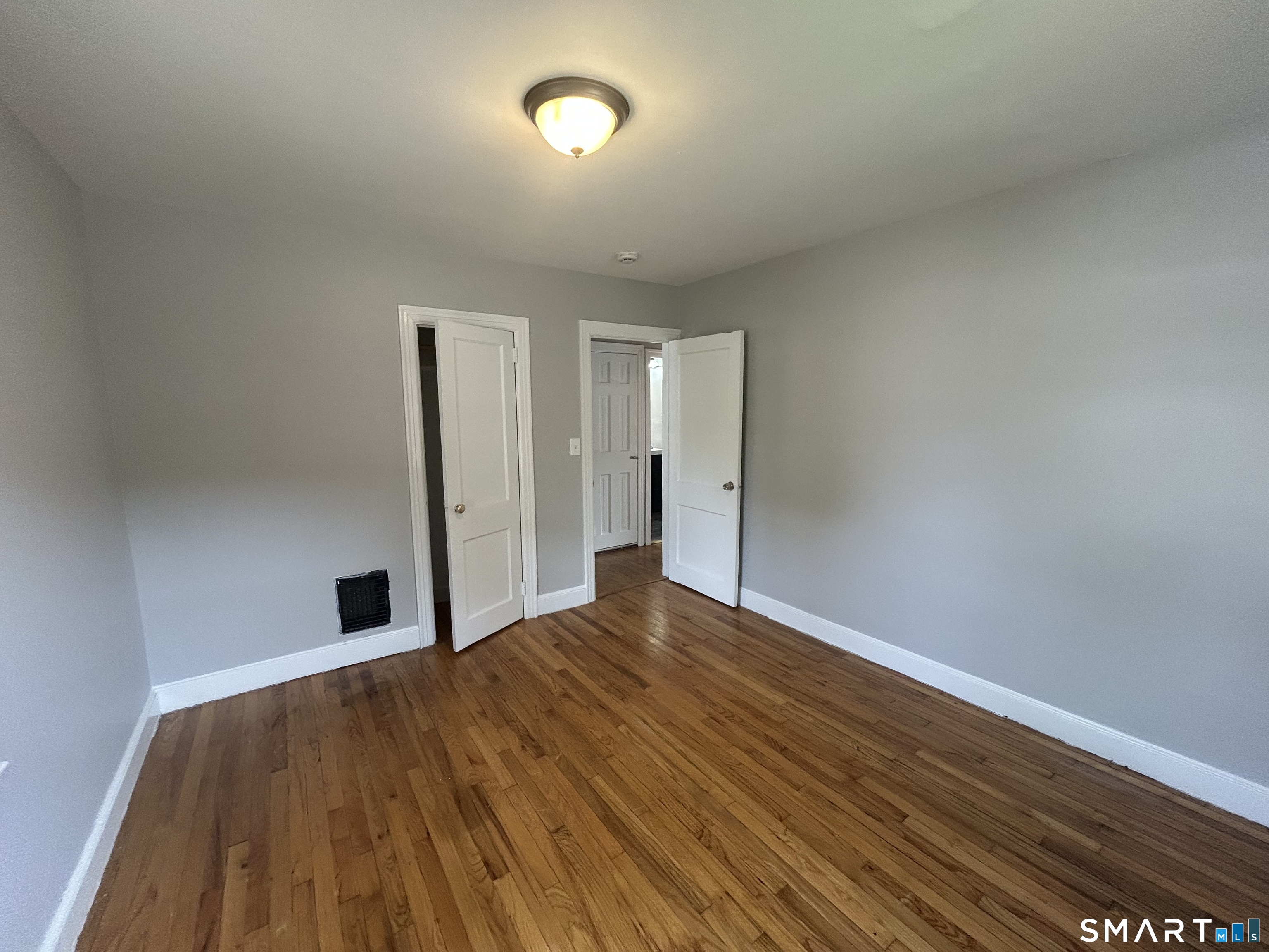 521 Rubber Avenue Property Photo 7