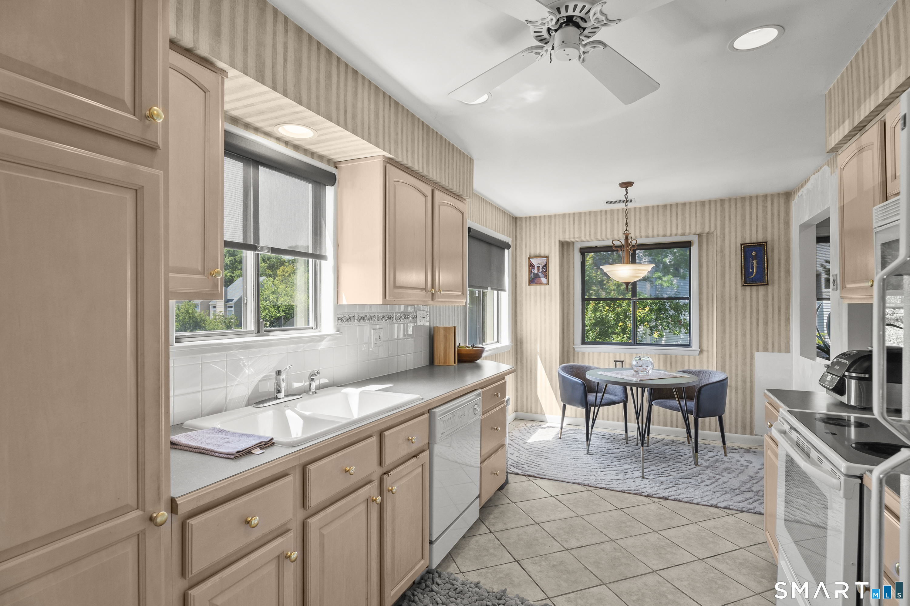 163 Turtle Bay 163 Drive Property Photo 10