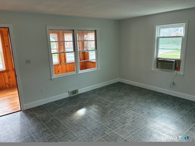 104 Meadow Street Property Photo 8