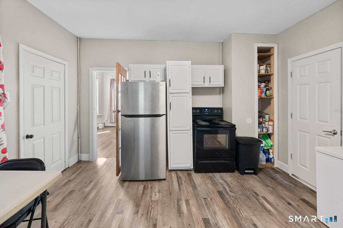 210 Maple Street Property Photo 14