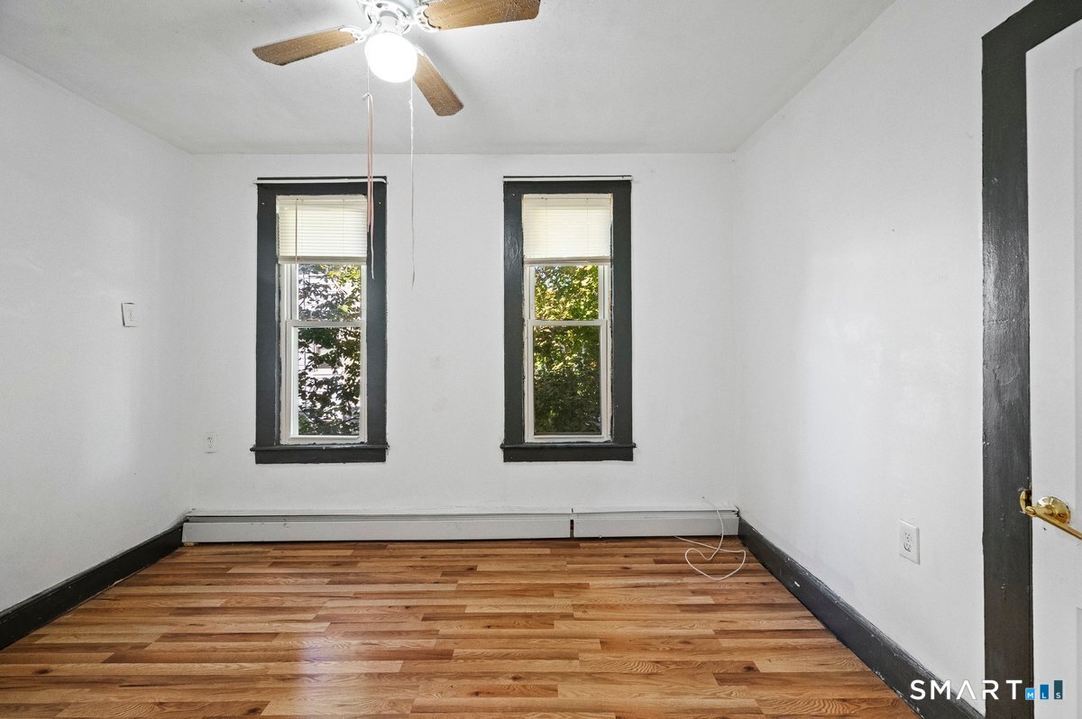 210 Maple Street Property Photo 29